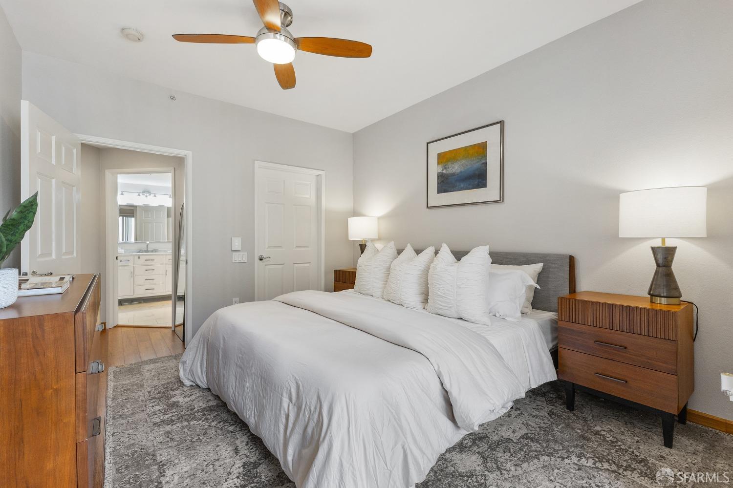 280 Caldecott Lane # 201