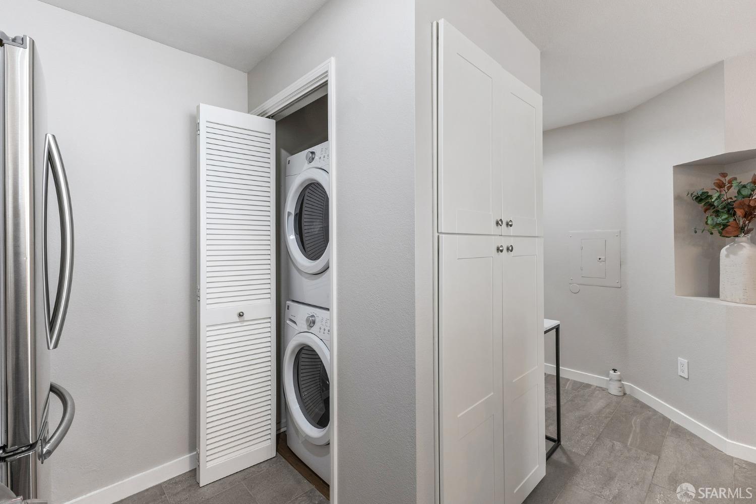 280 Caldecott Lane # 201