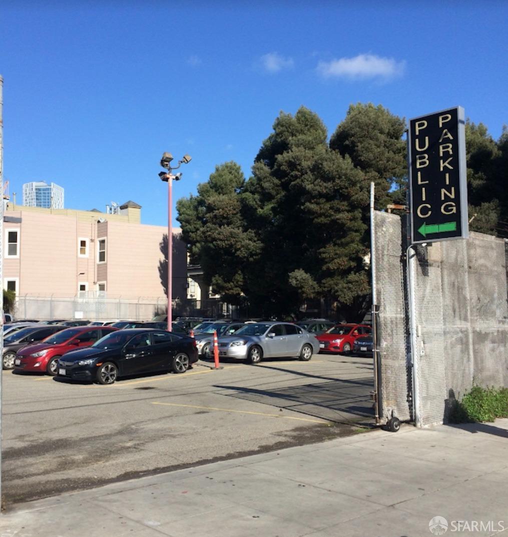 66 Woodward Street