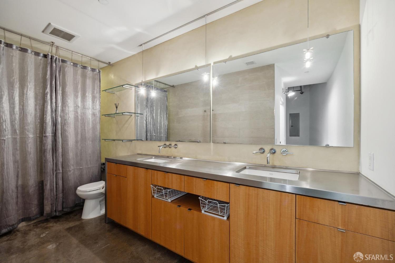 10 Mint Plaza # 3
