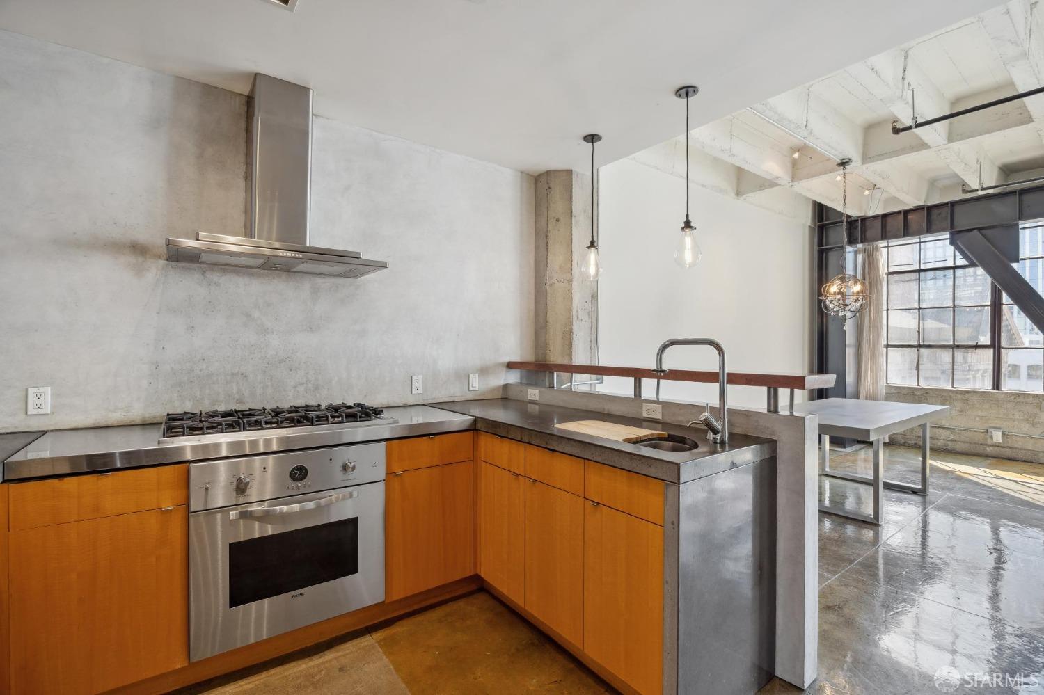 10 Mint Plaza # 3