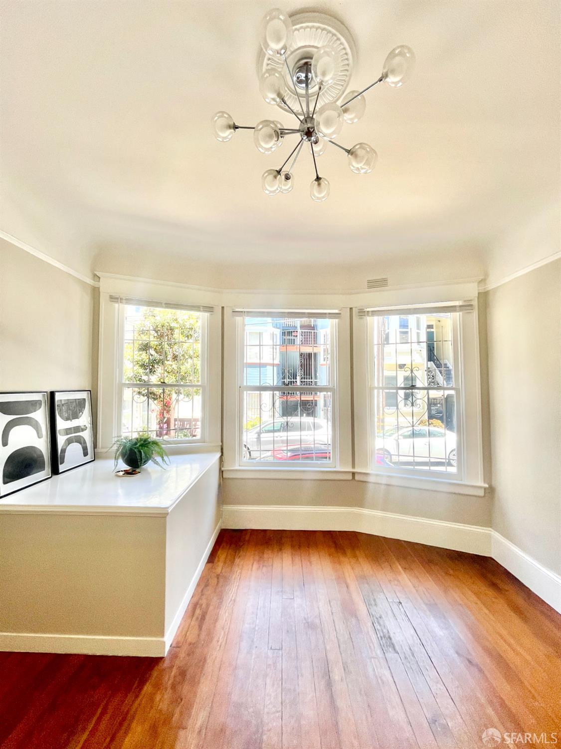 64 Woodward Street