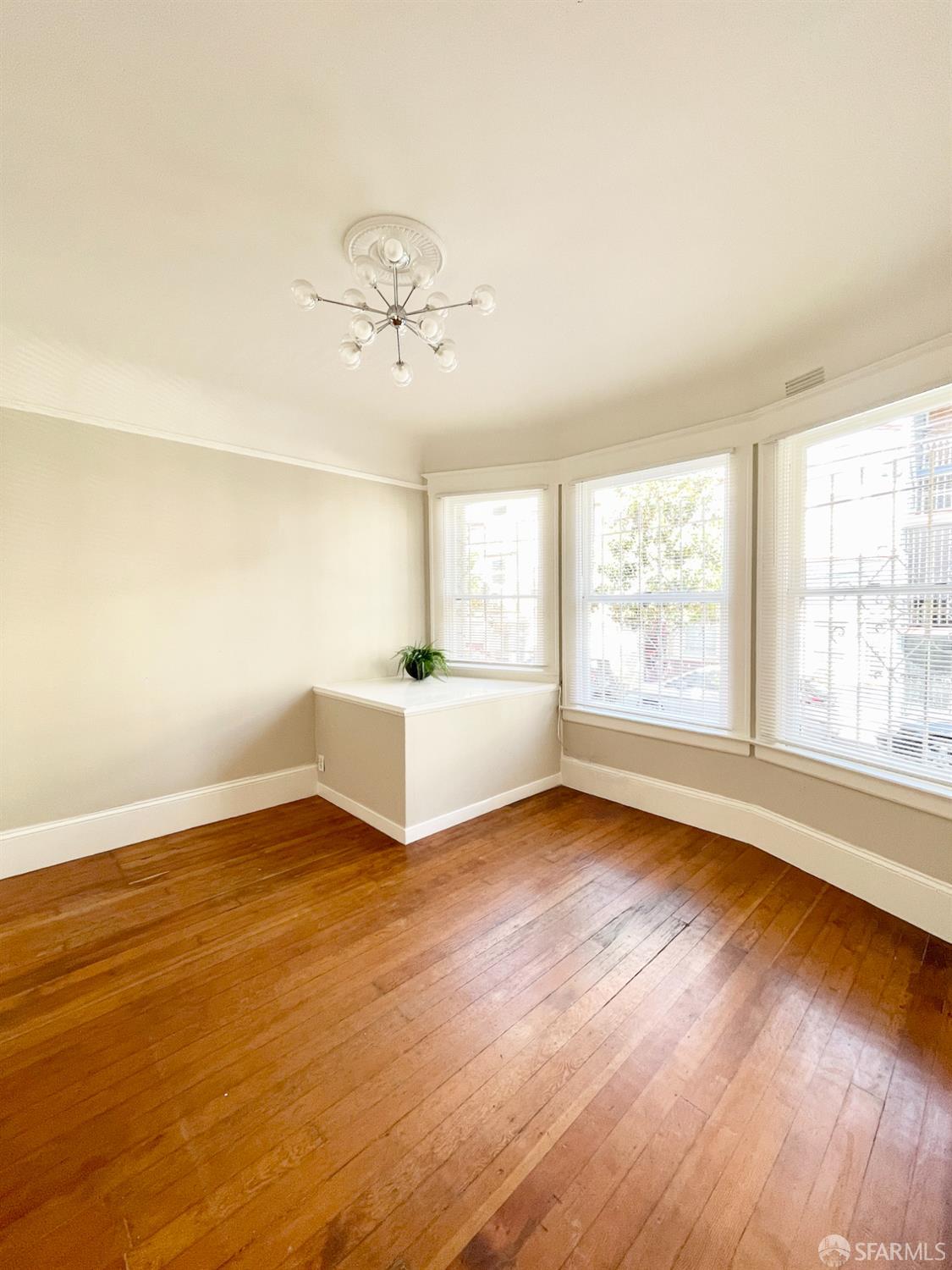 64 Woodward Street