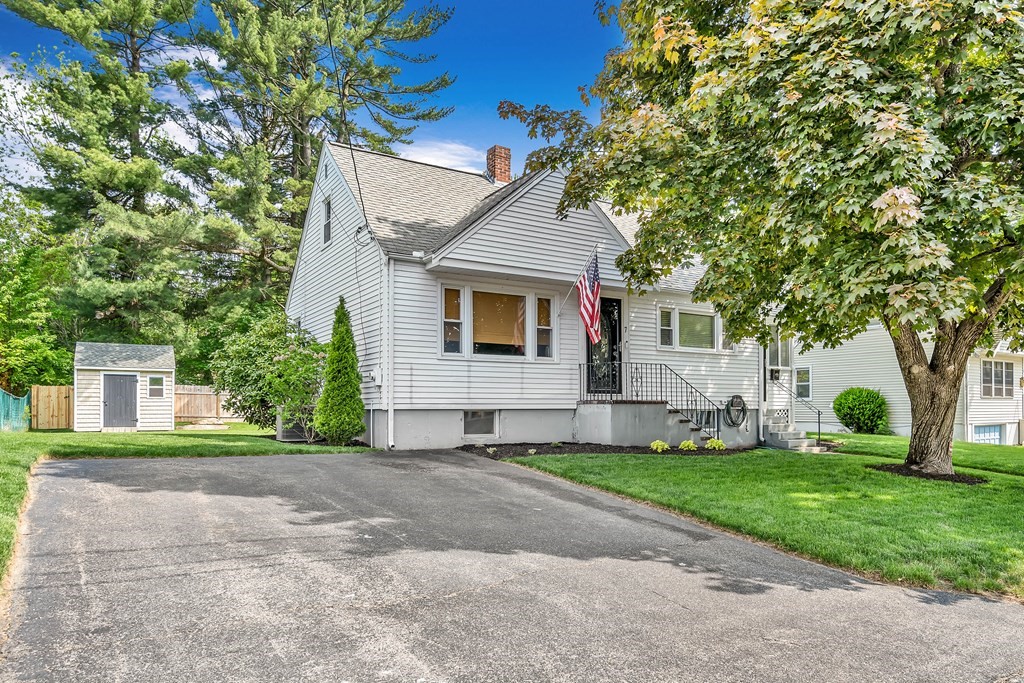 7 Walker Ave