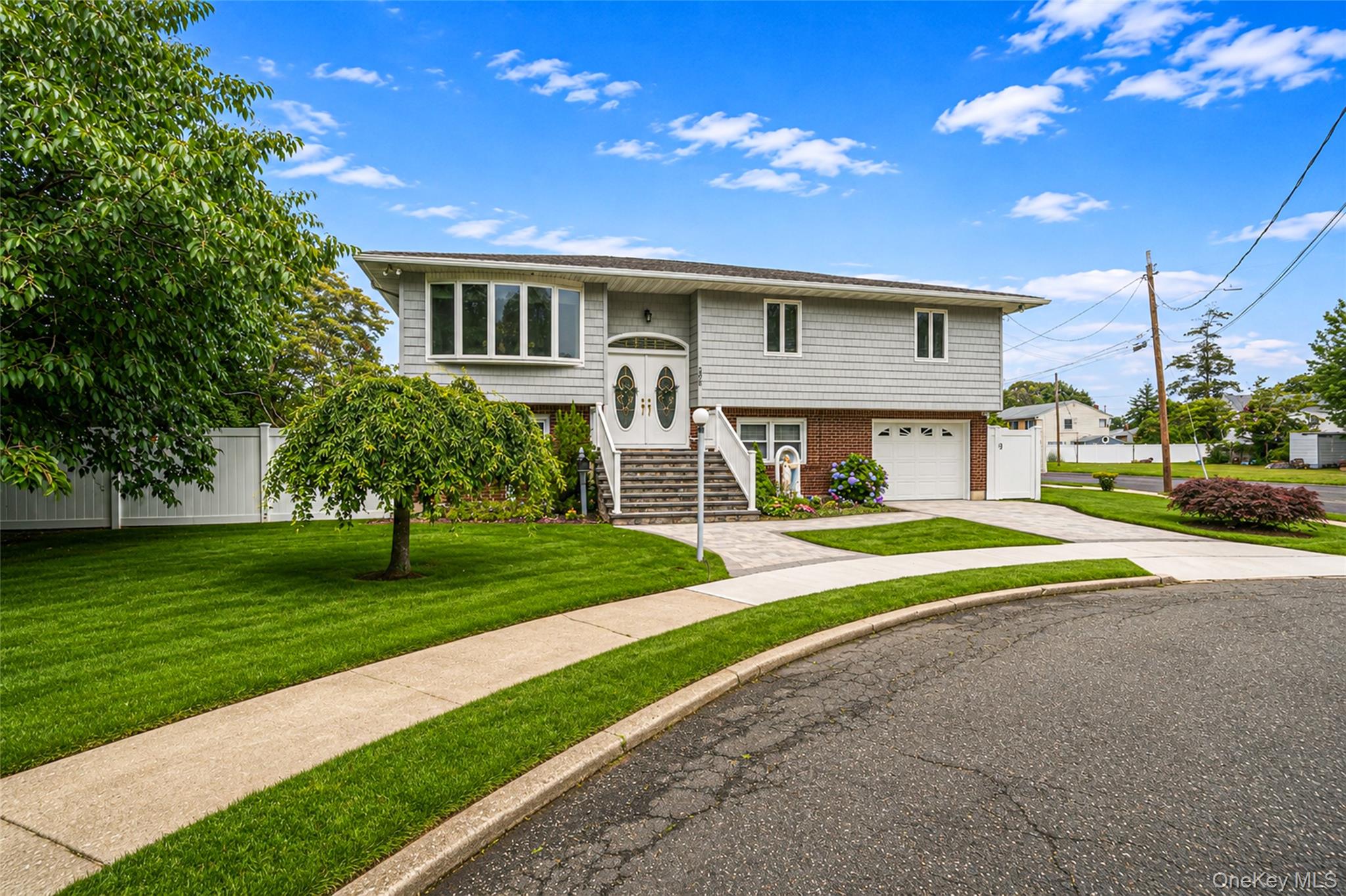 395 N Putnam Avenue