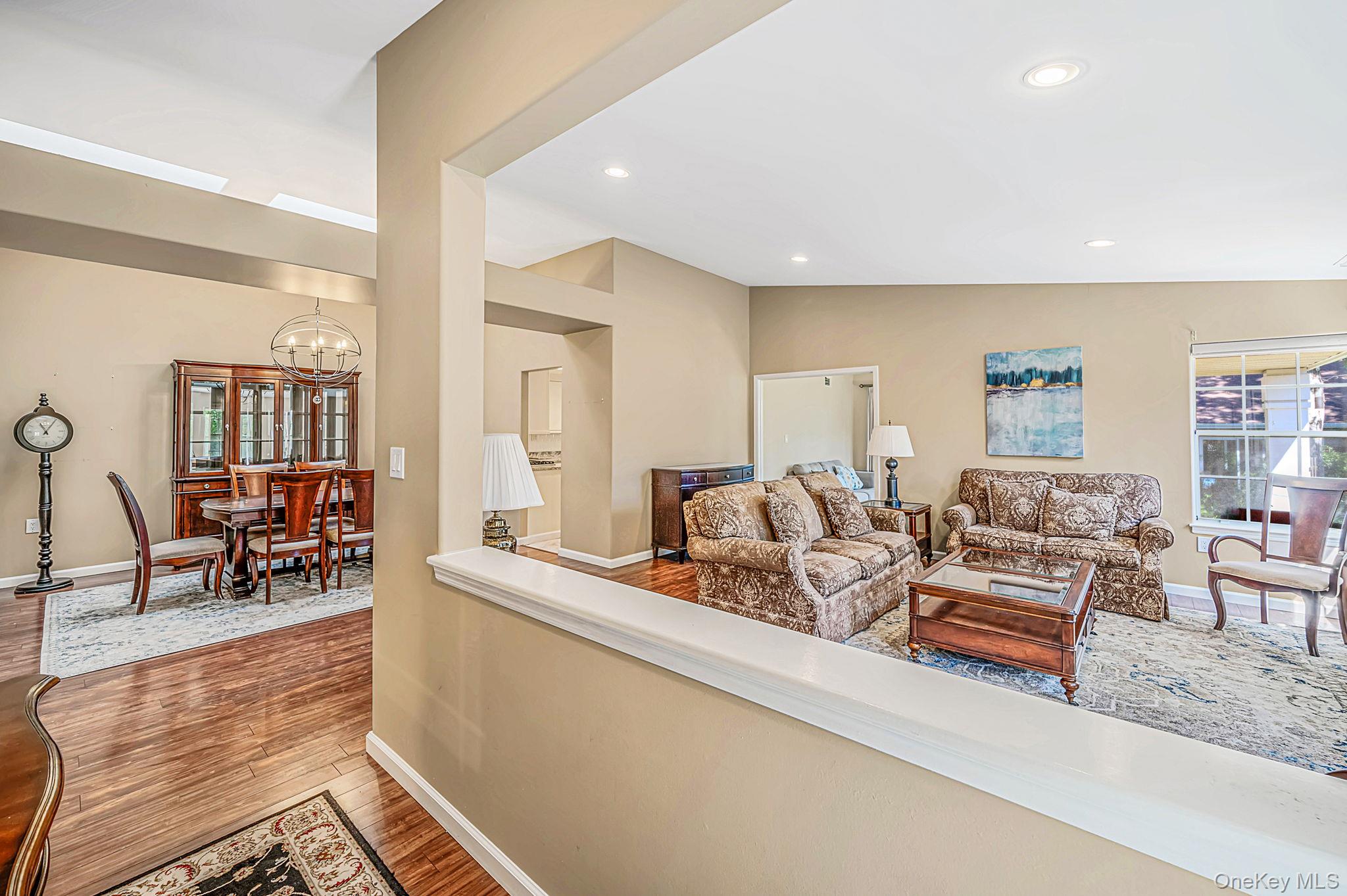 20 Wainscott Court