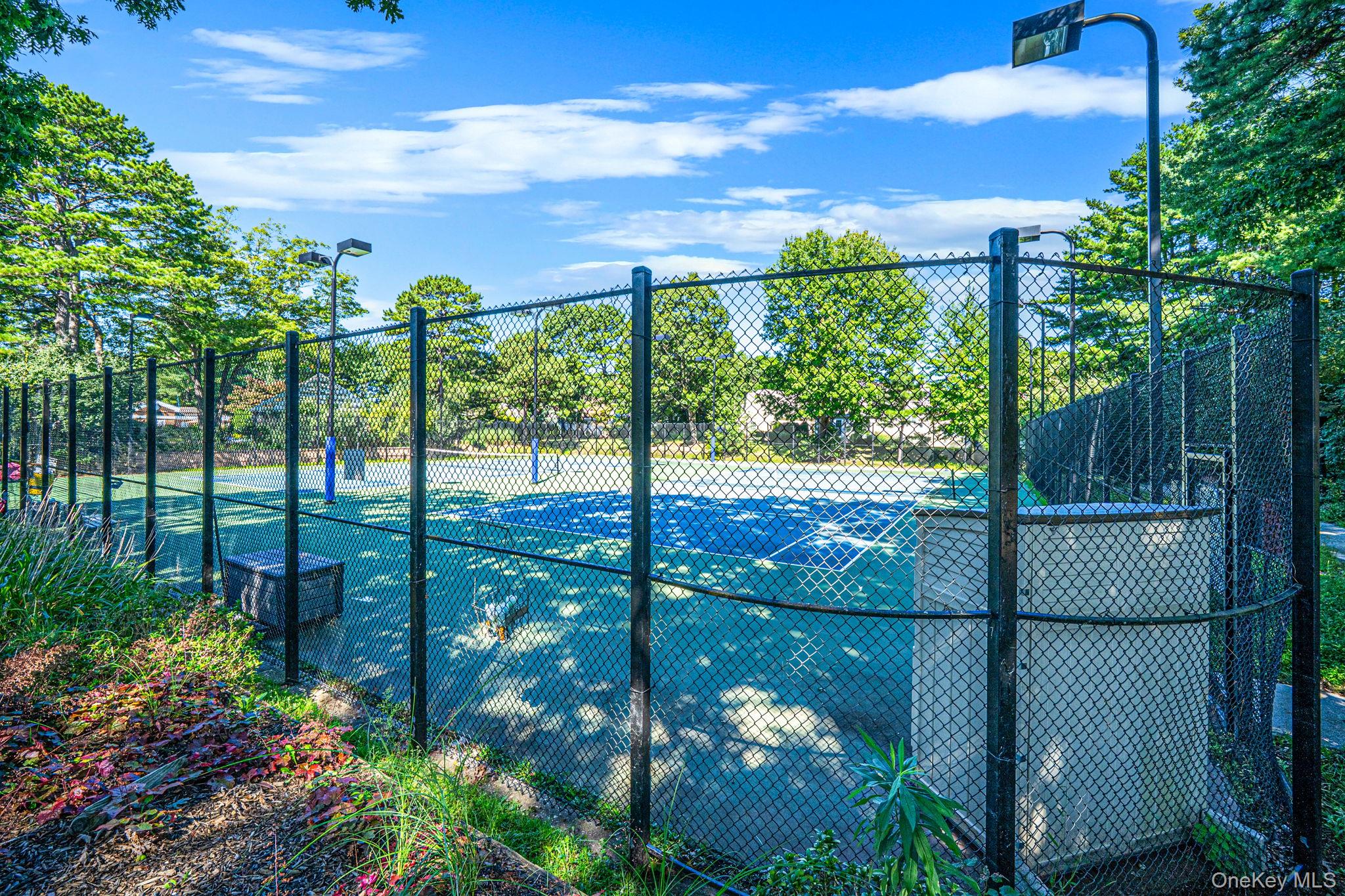 20 Wainscott Court