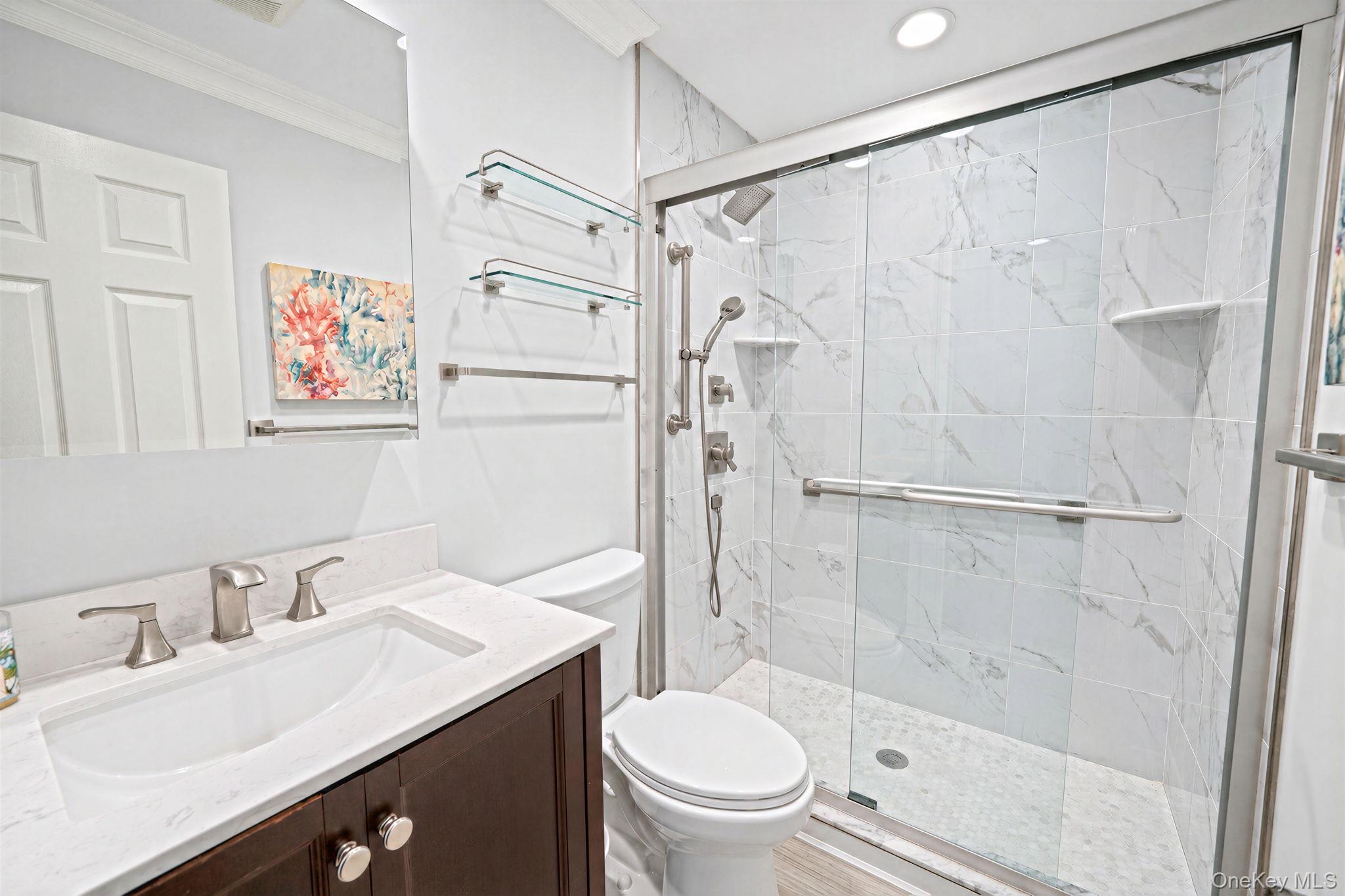 20 Wainscott Court