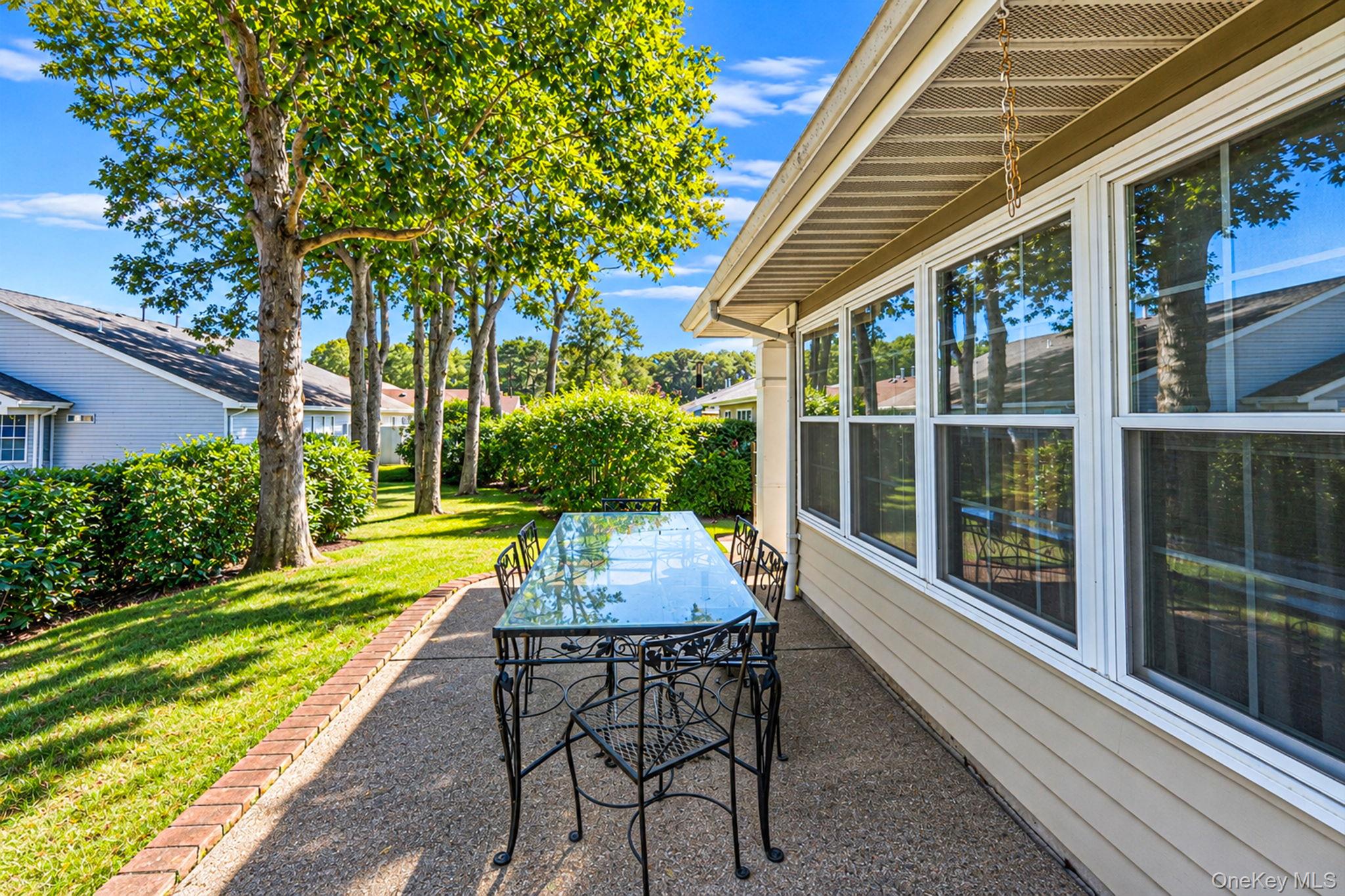 20 Wainscott Court