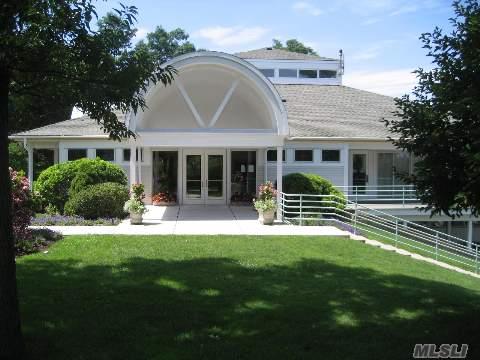 6 Circle Drive