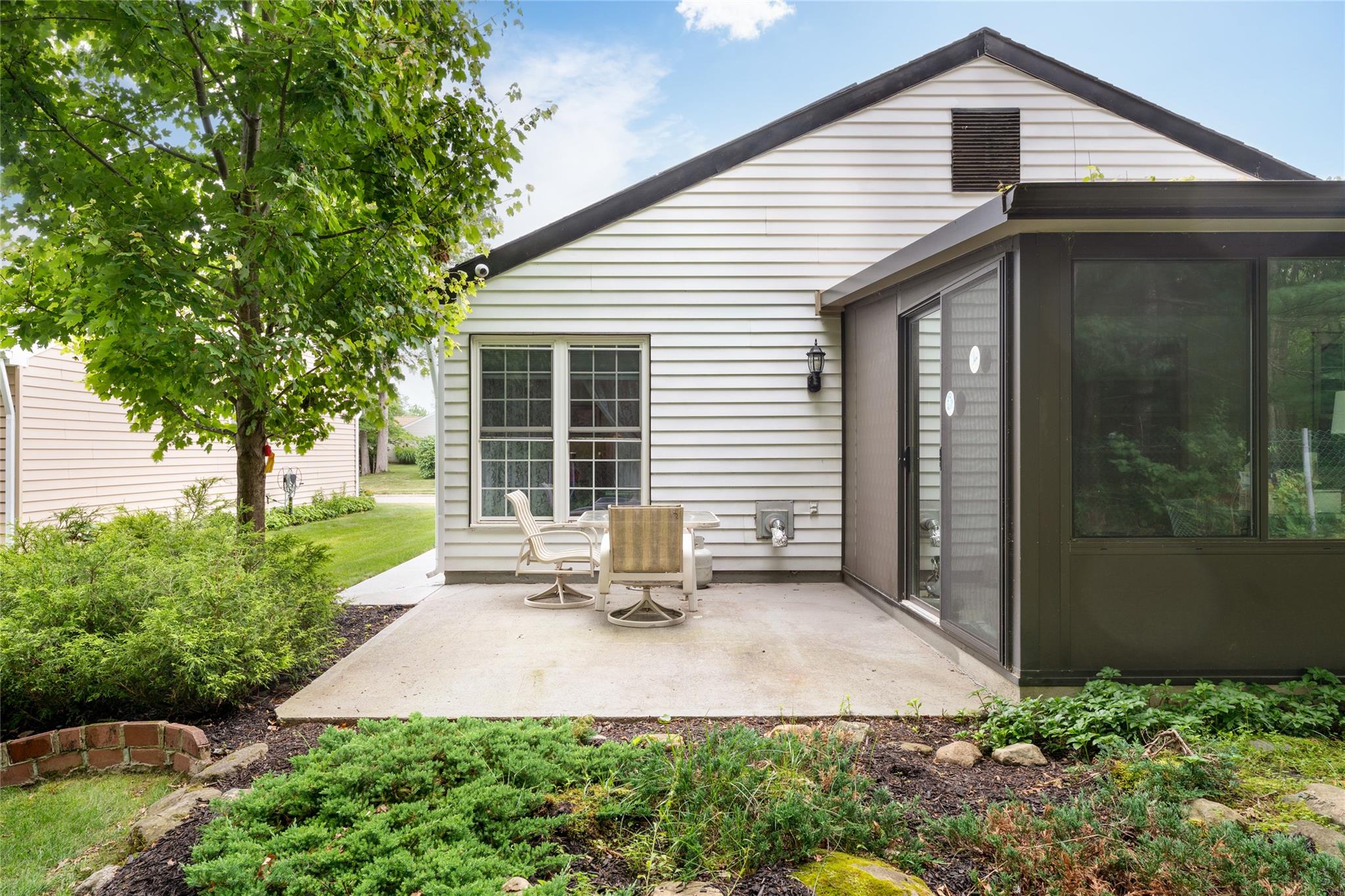 525 Cranston Lane