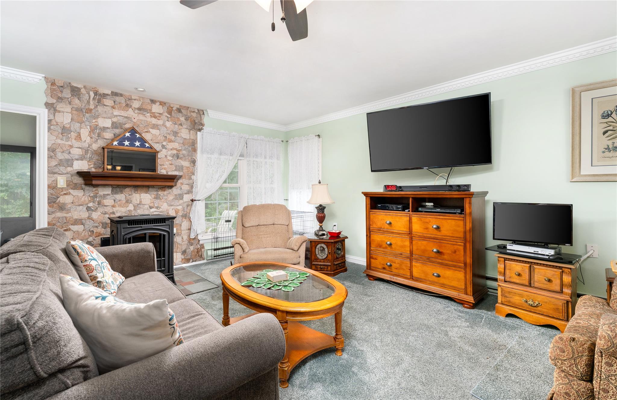 525 Cranston Lane