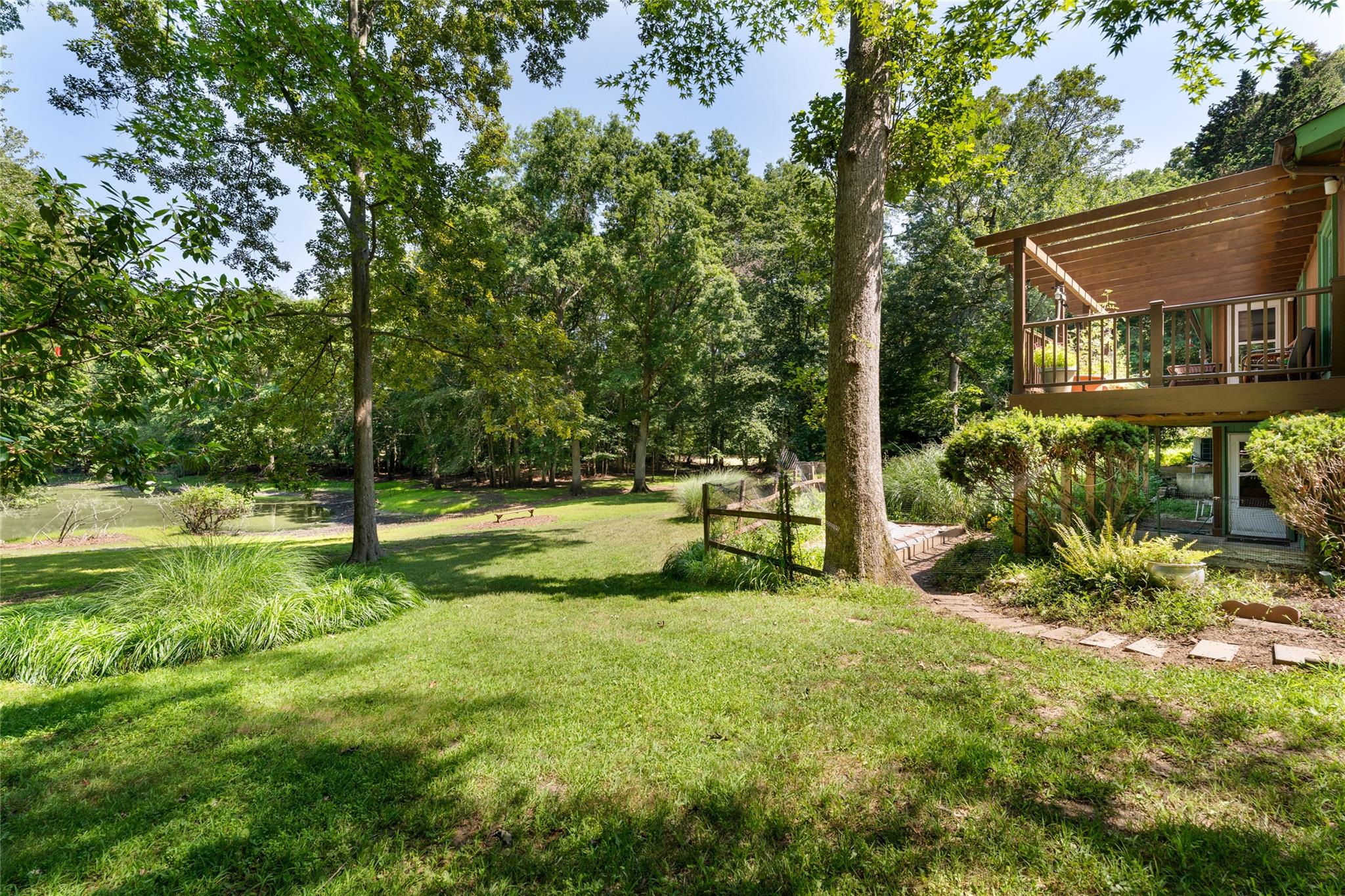21 W Bartlett Road