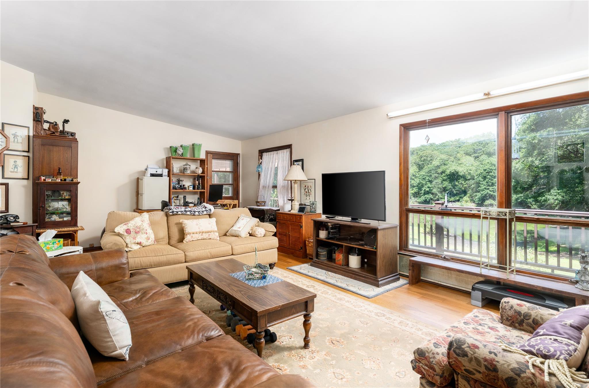 21 W Bartlett Road