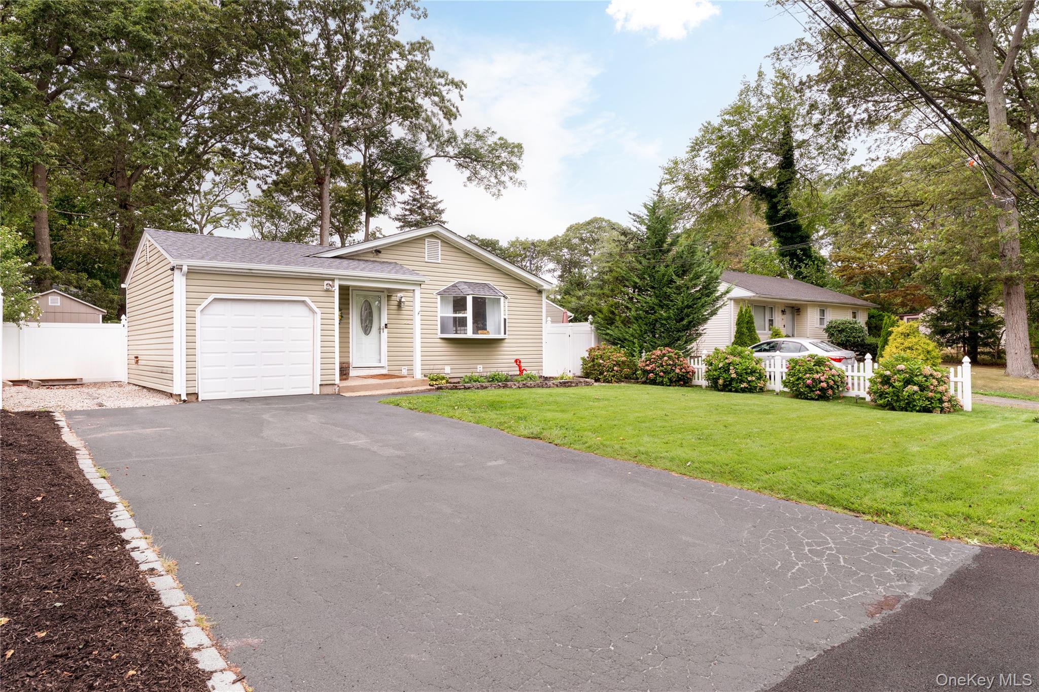 22 Babylon Drive