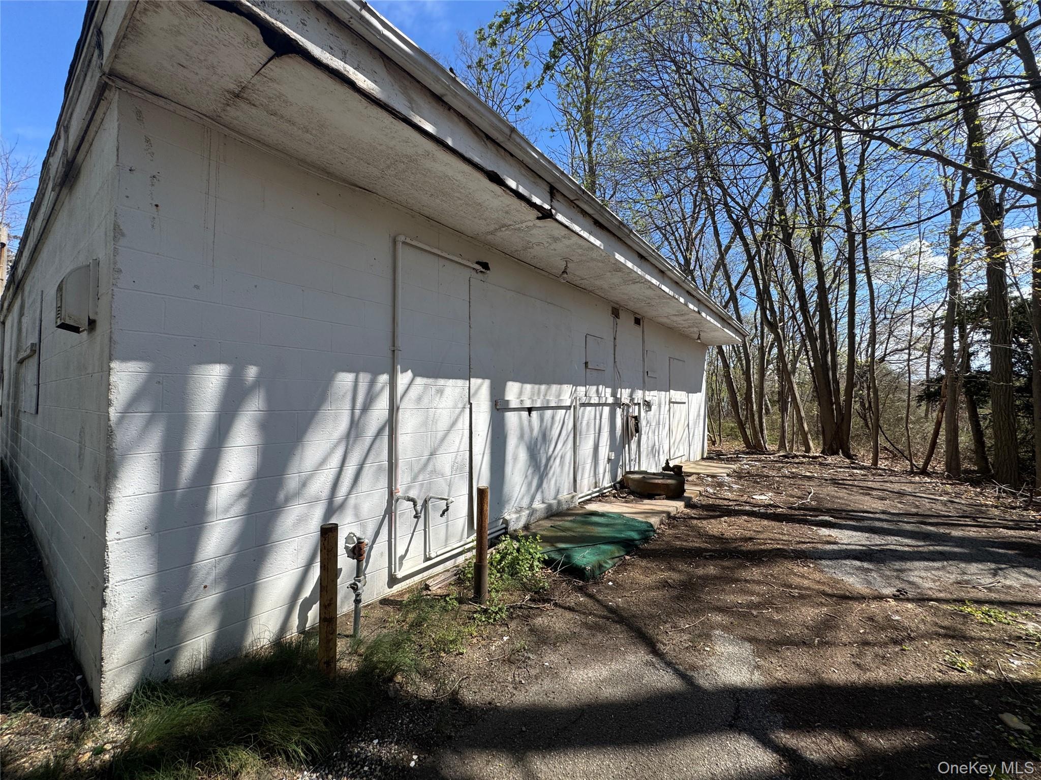 849-853 W Main Street