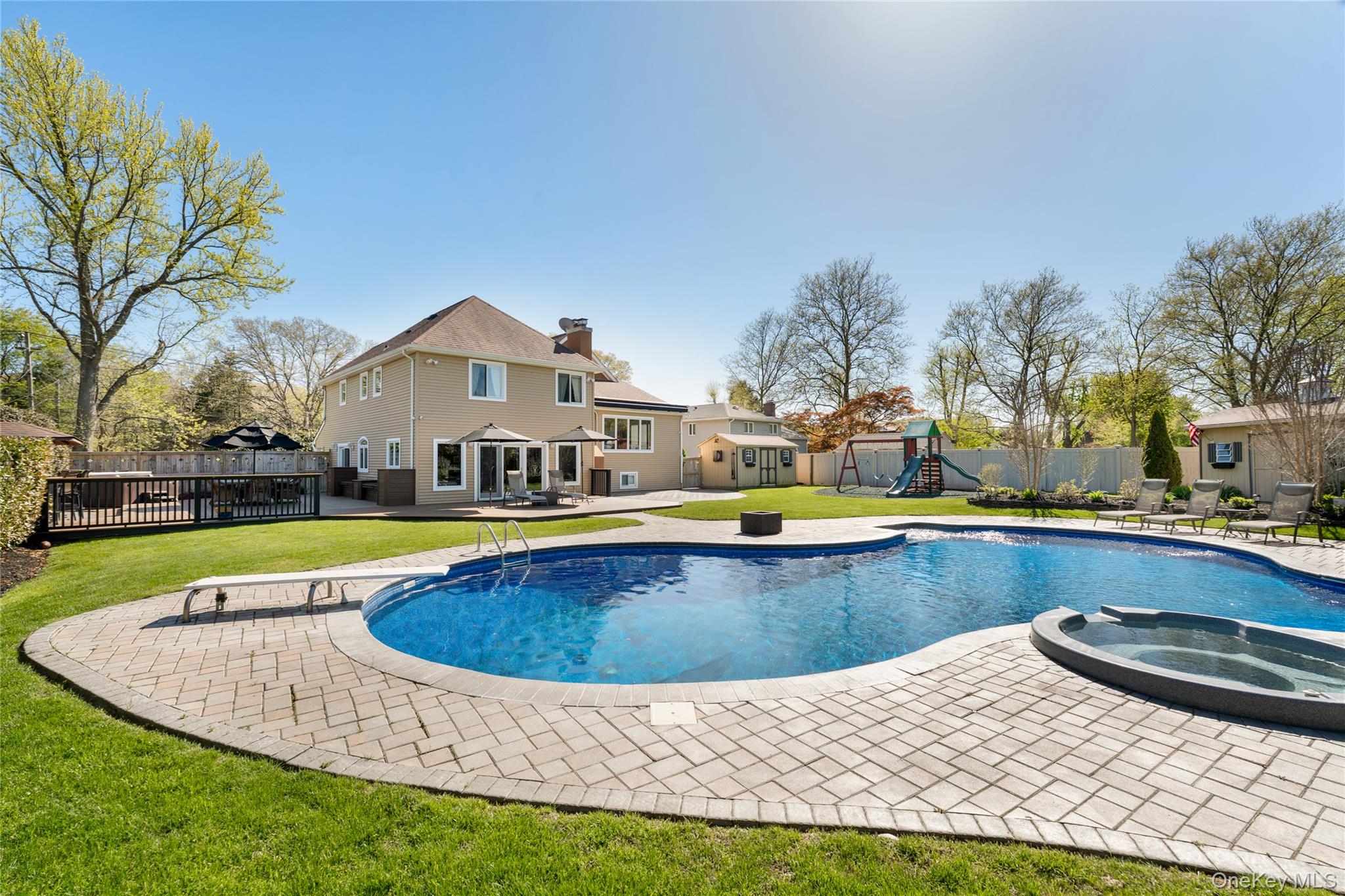53 Burr Road