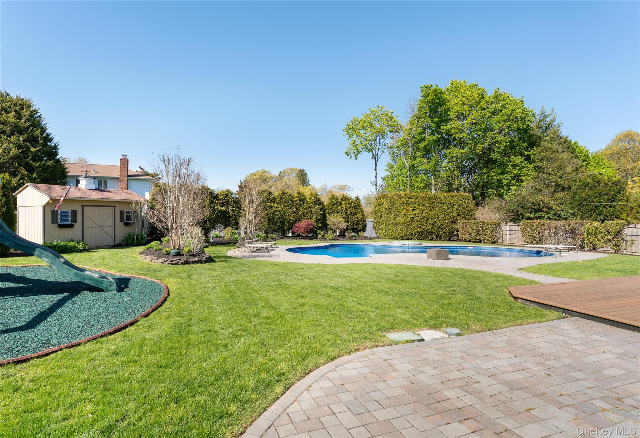 53 Burr Road