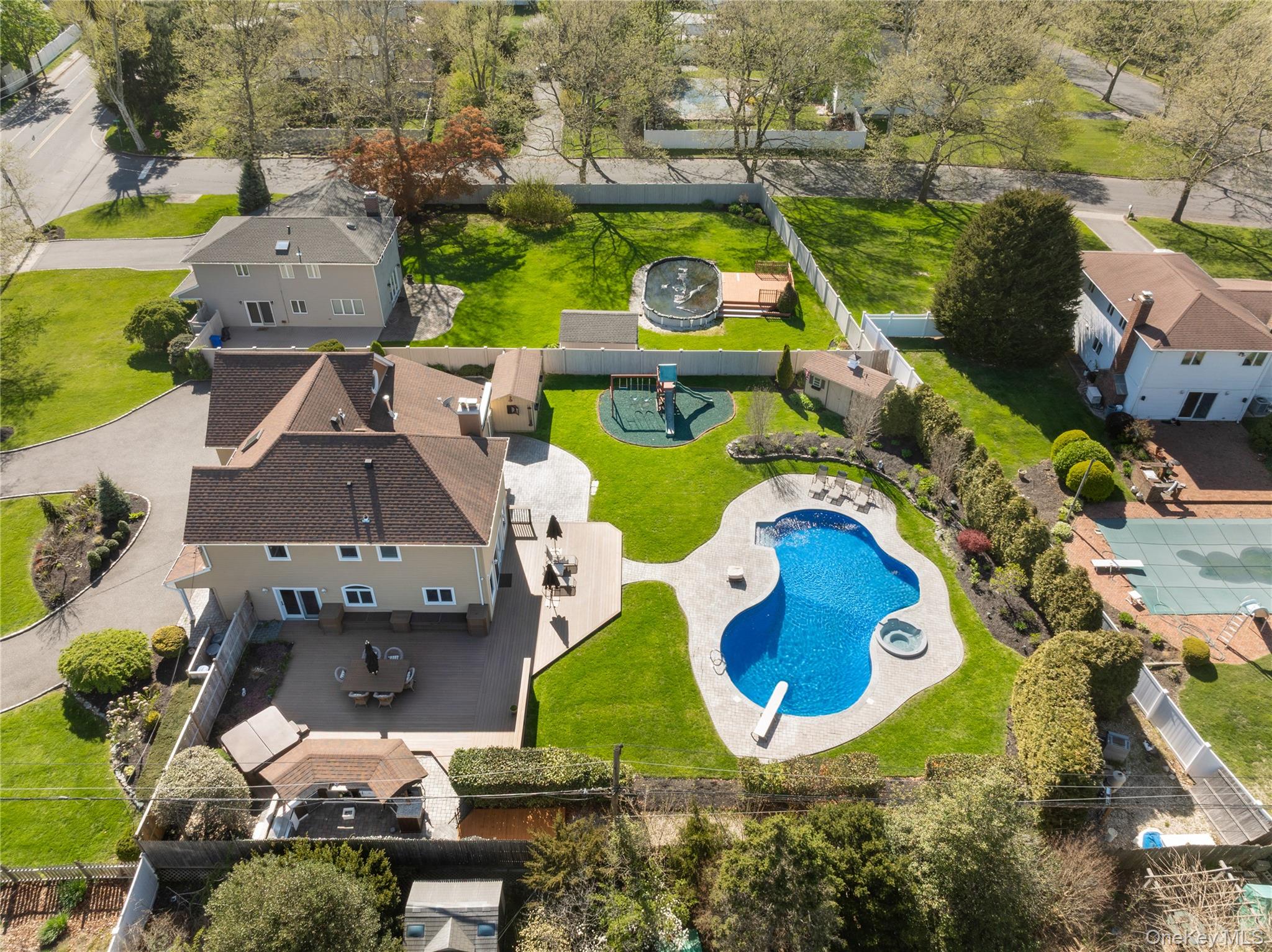 53 Burr Road