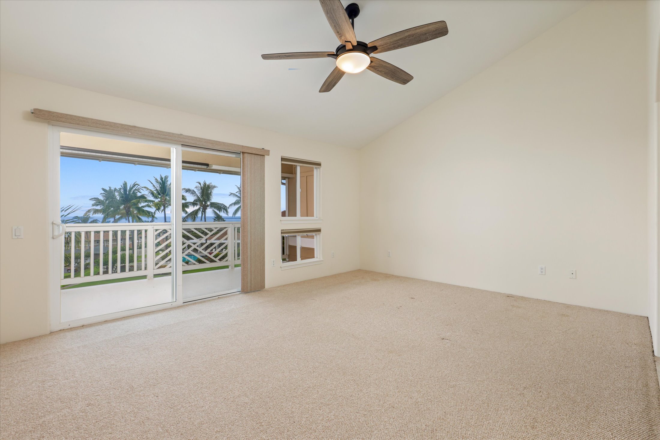 75-6060 KUAKINI HWY E4