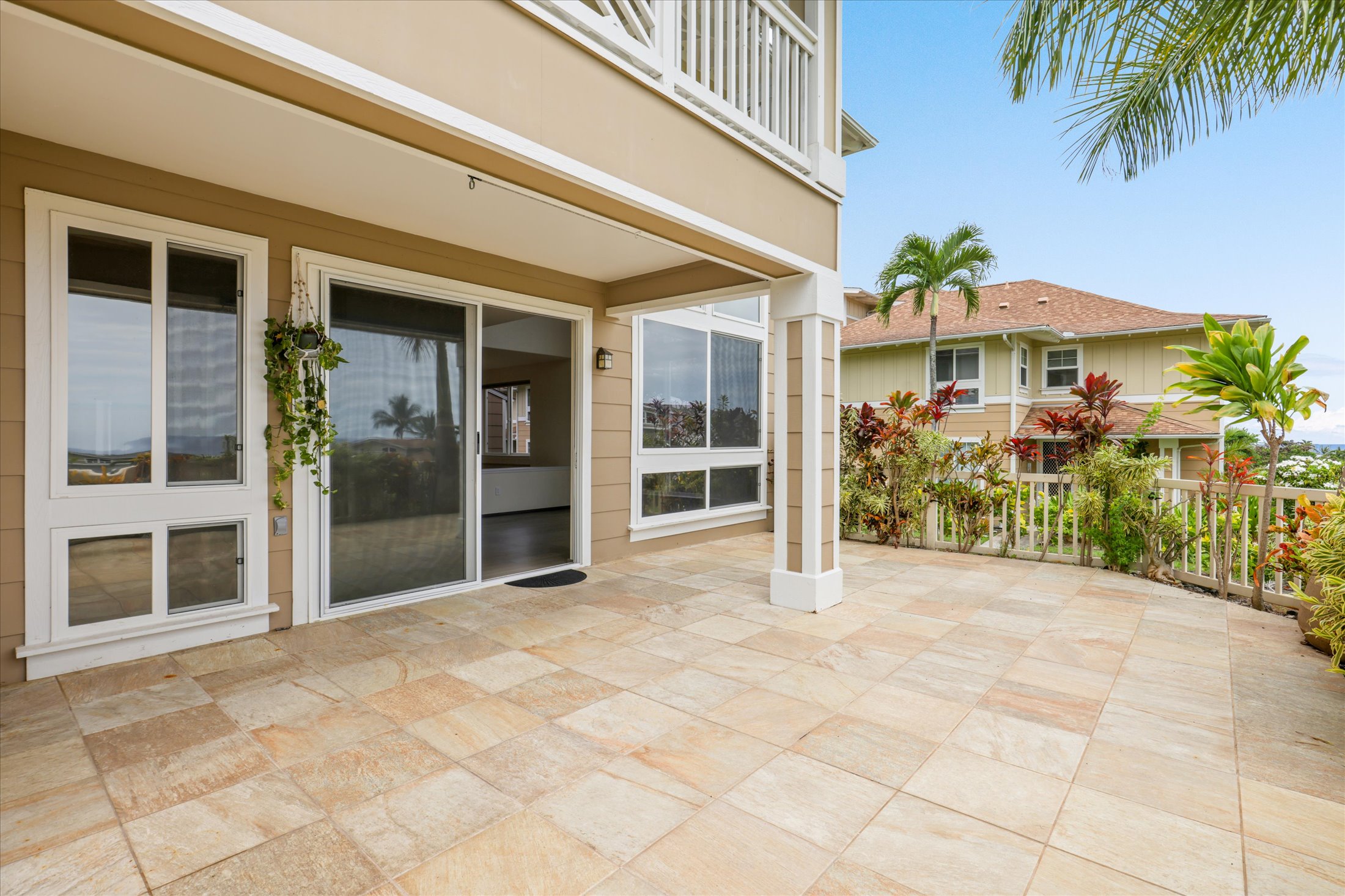75-6060 KUAKINI HWY E4