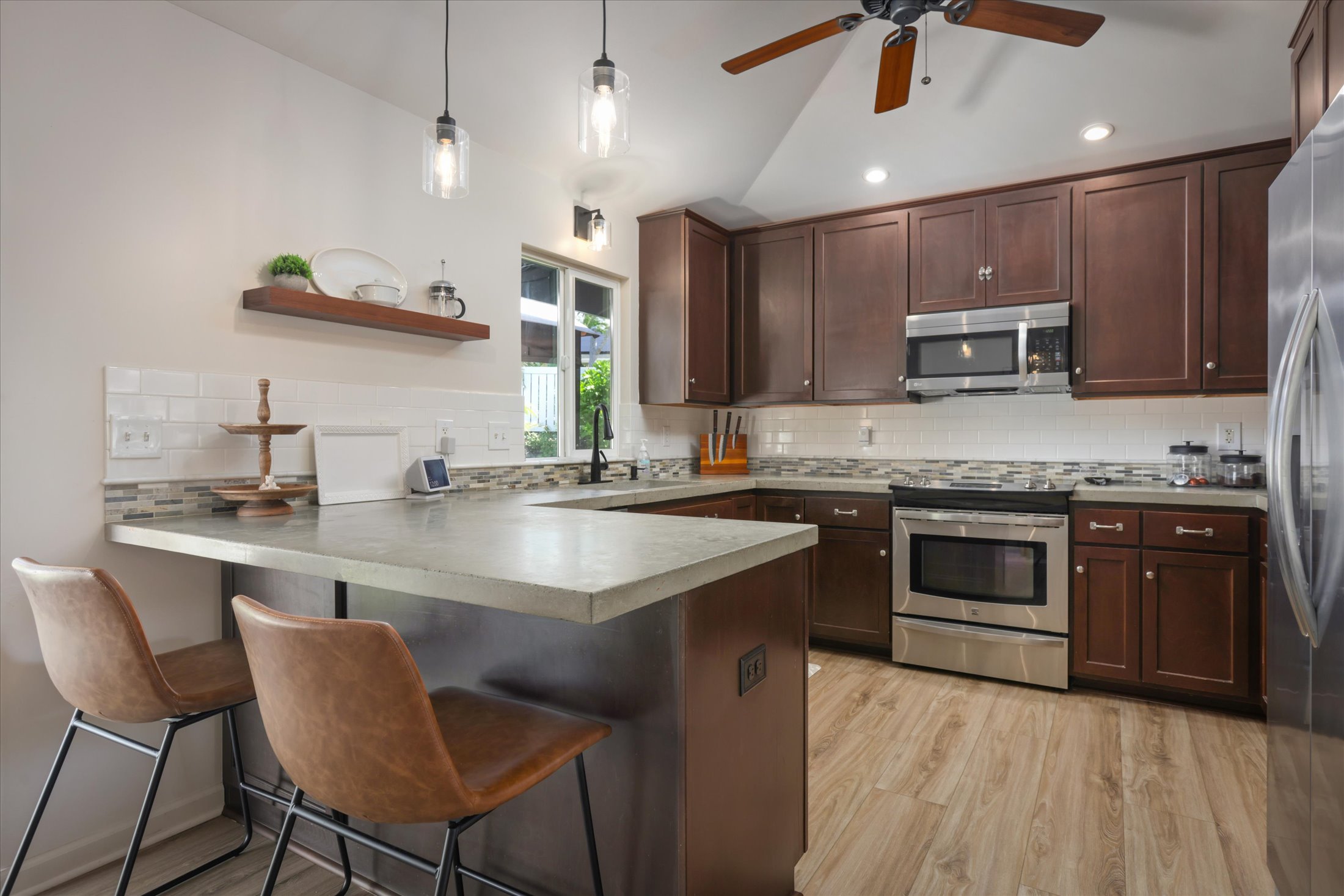 73-1060 KUULEIALOHA CIRCLE