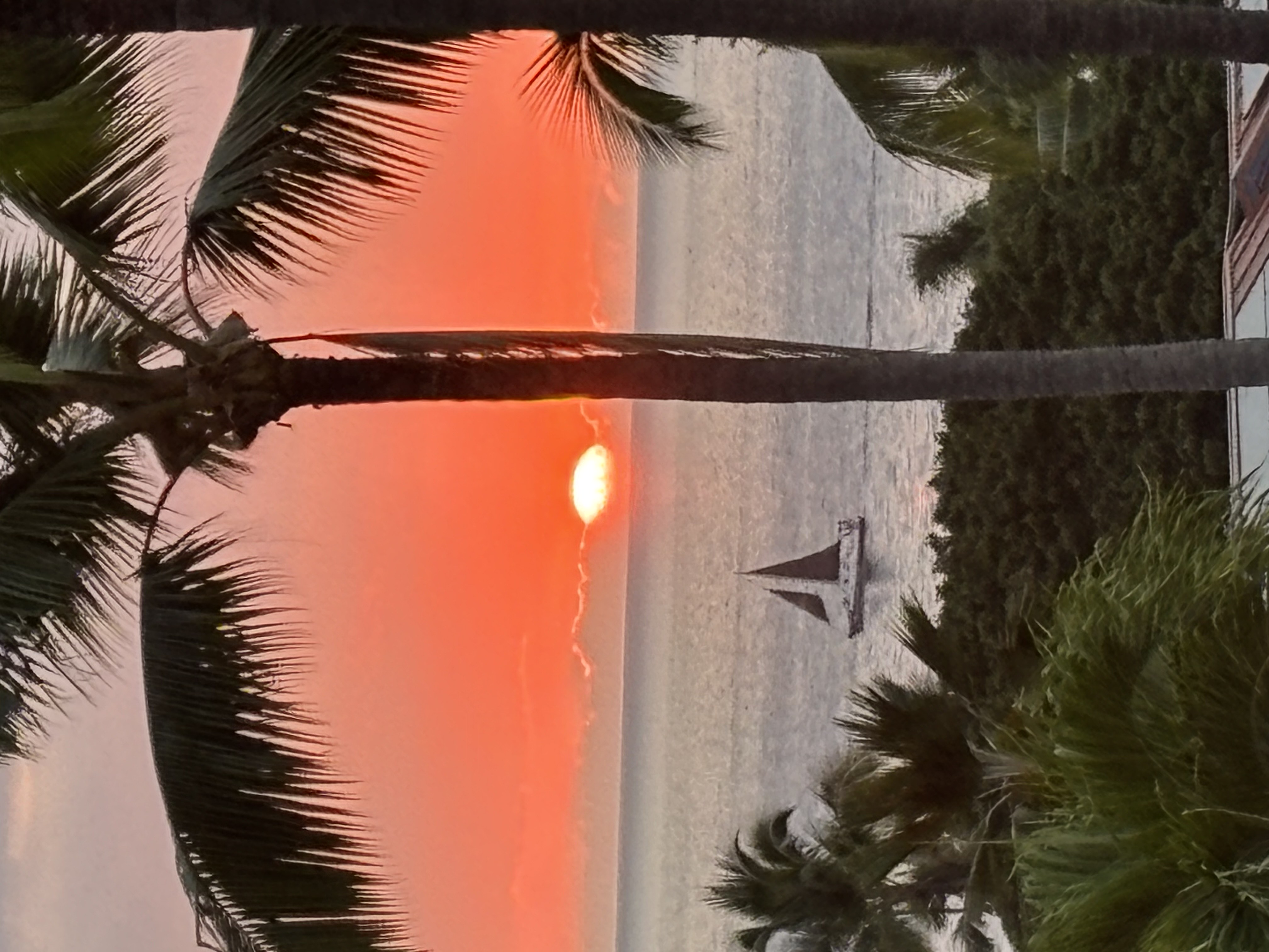 78-6842 ALII DR 1204