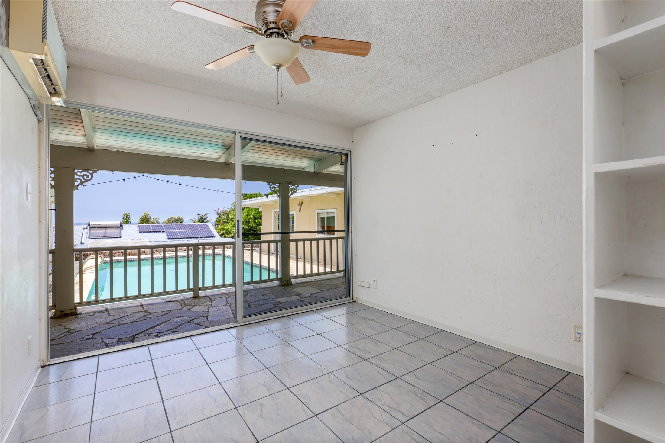 75-329 ALOHA KONA DR