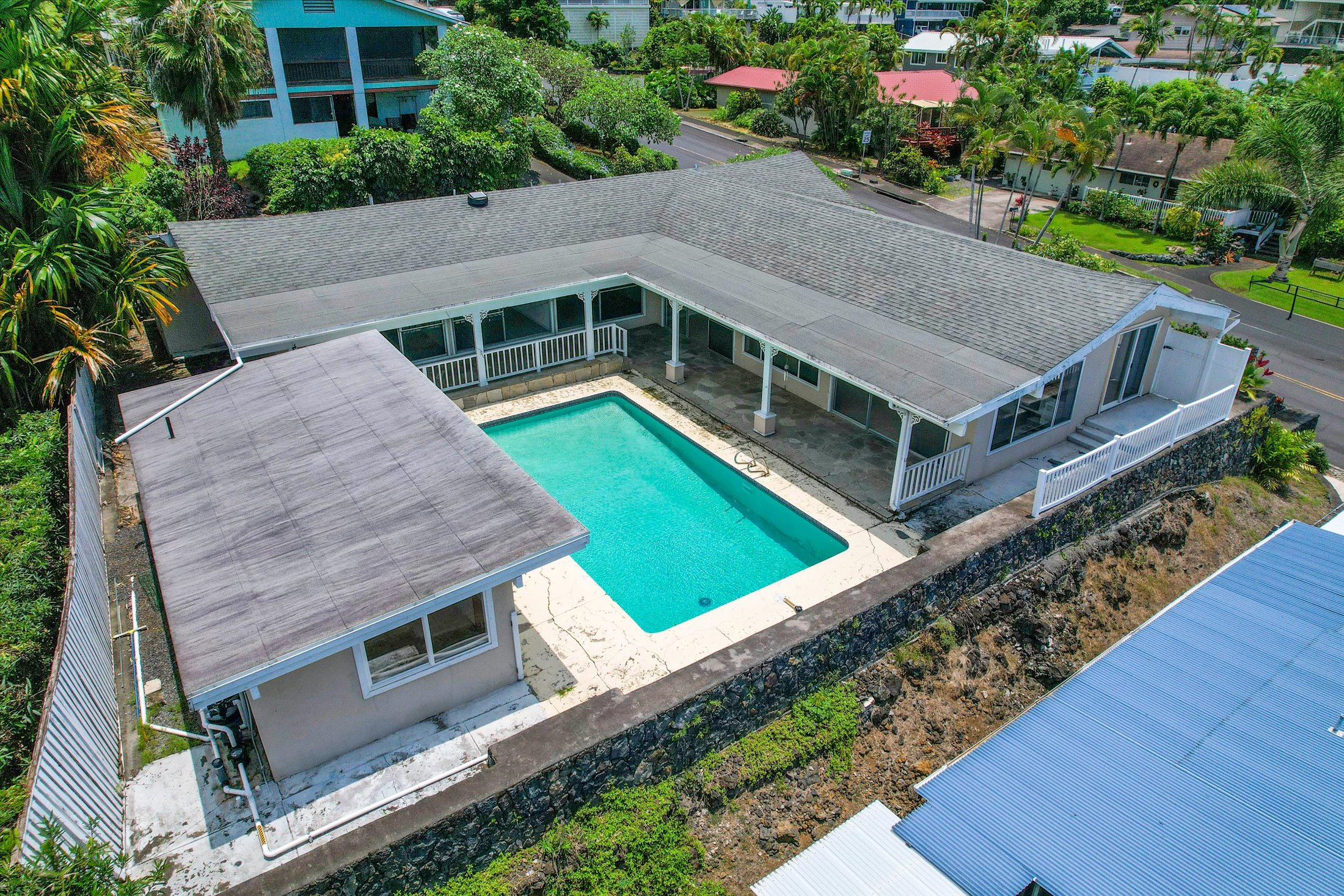 75-329 ALOHA KONA DR