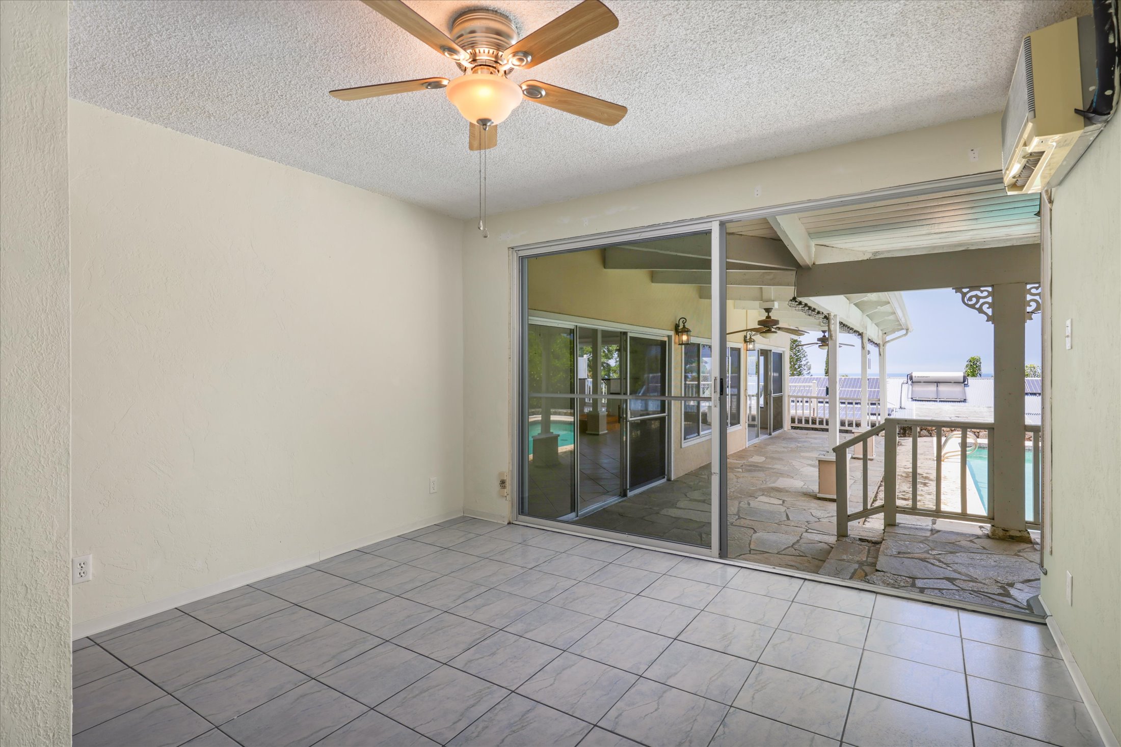 75-329 ALOHA KONA DR