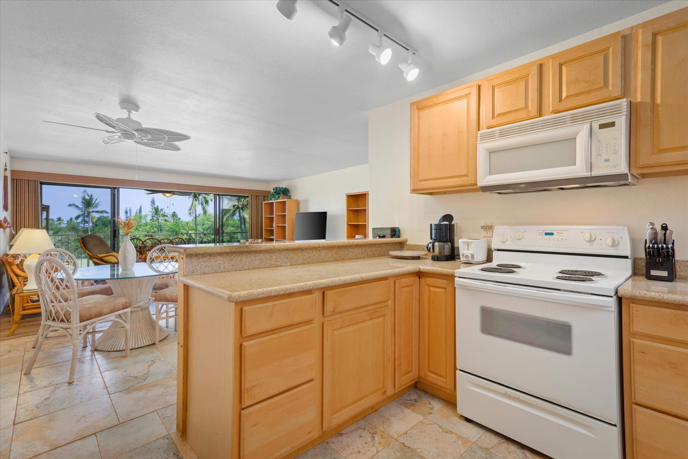 78-7070 KEAUHOU PUNAHELE II E203