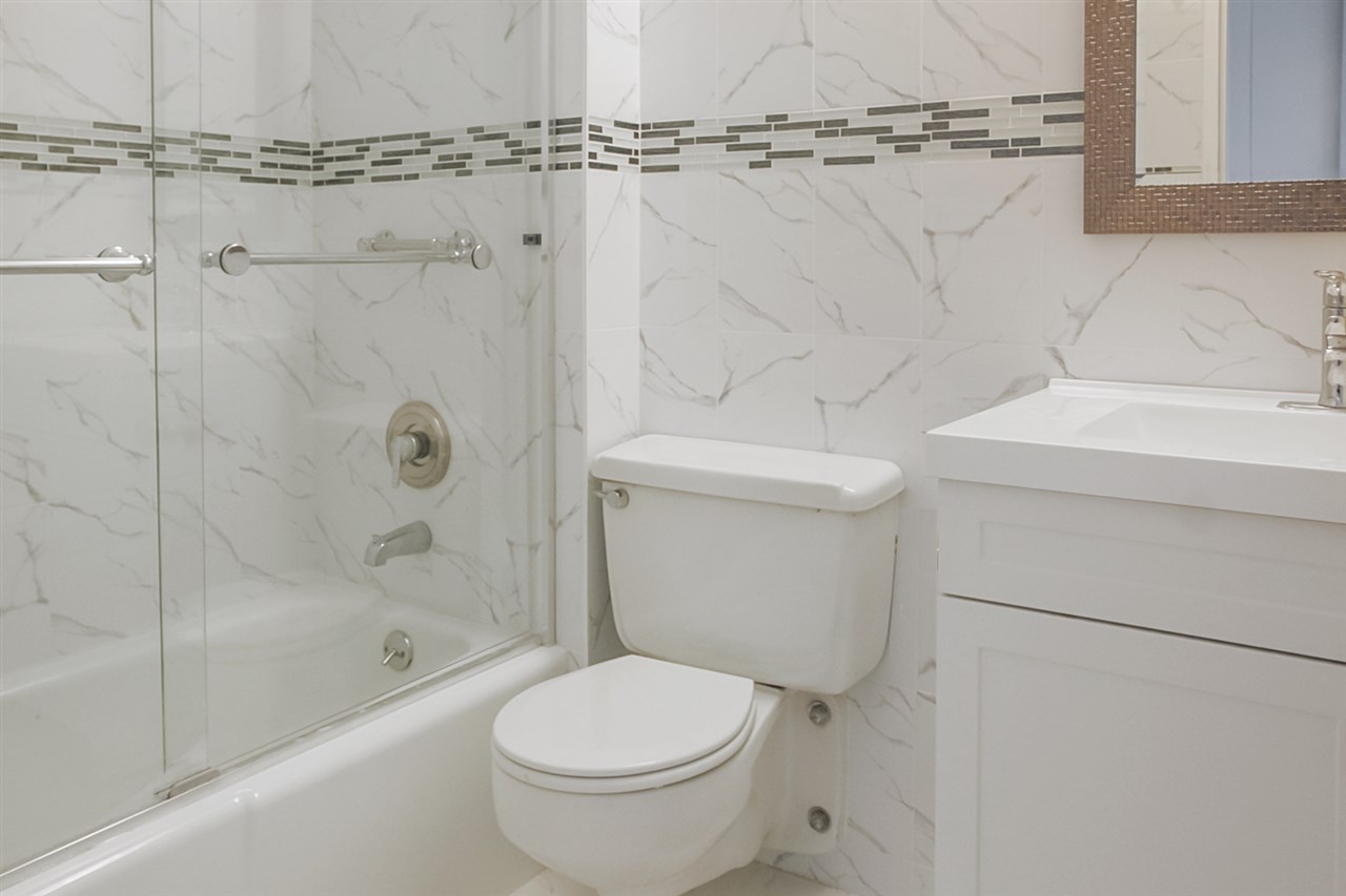 7002 BLVD EAST Unit: 42A