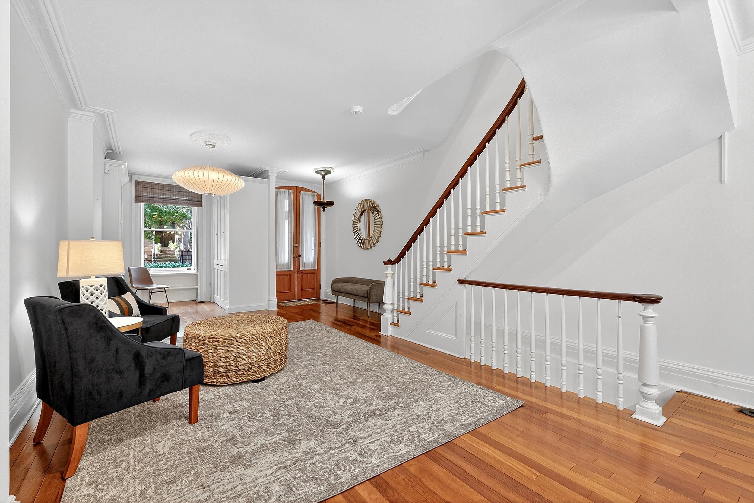 941 BLOOMFIELD ST