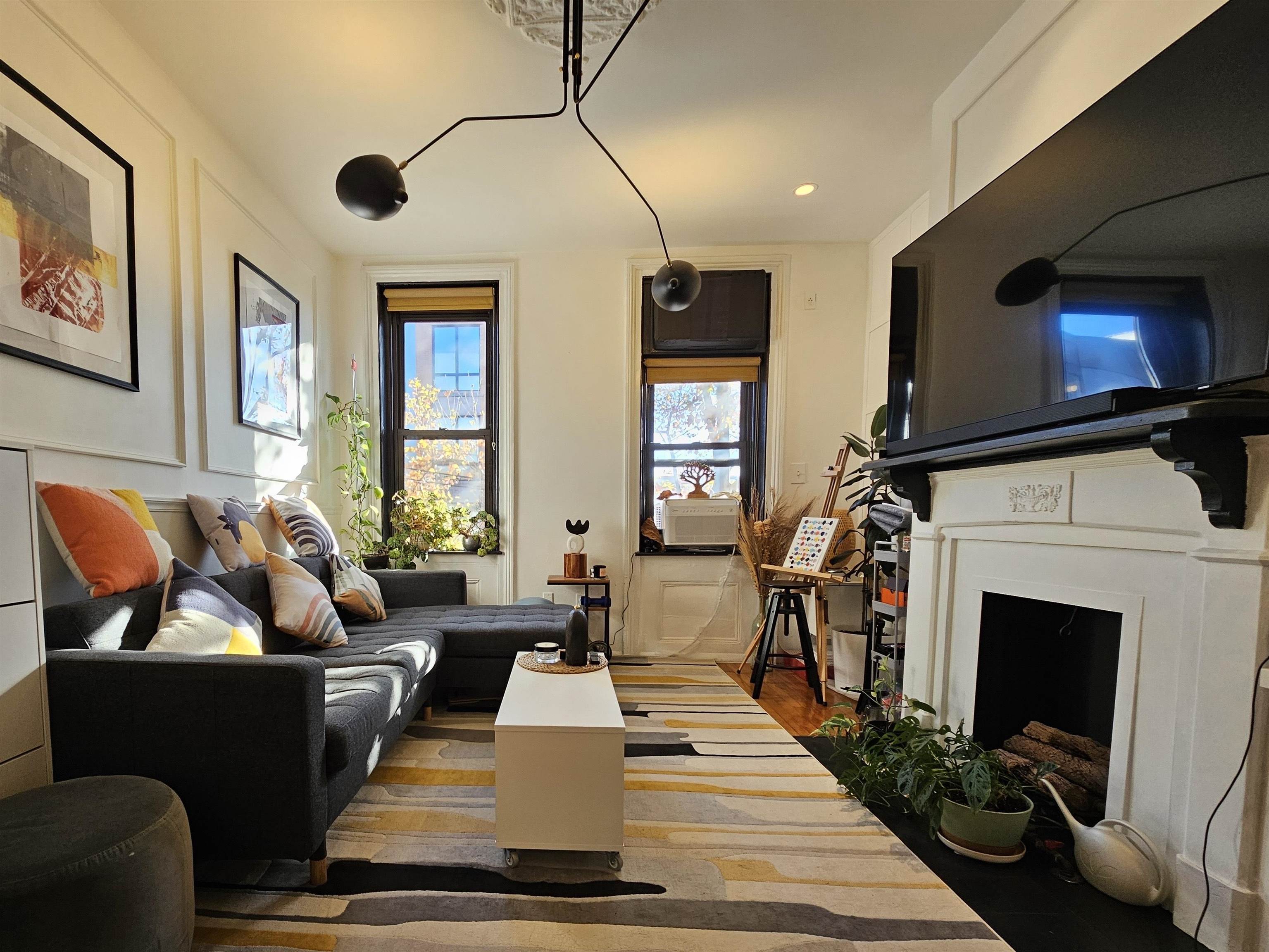 372 2ND ST Unit: 3L