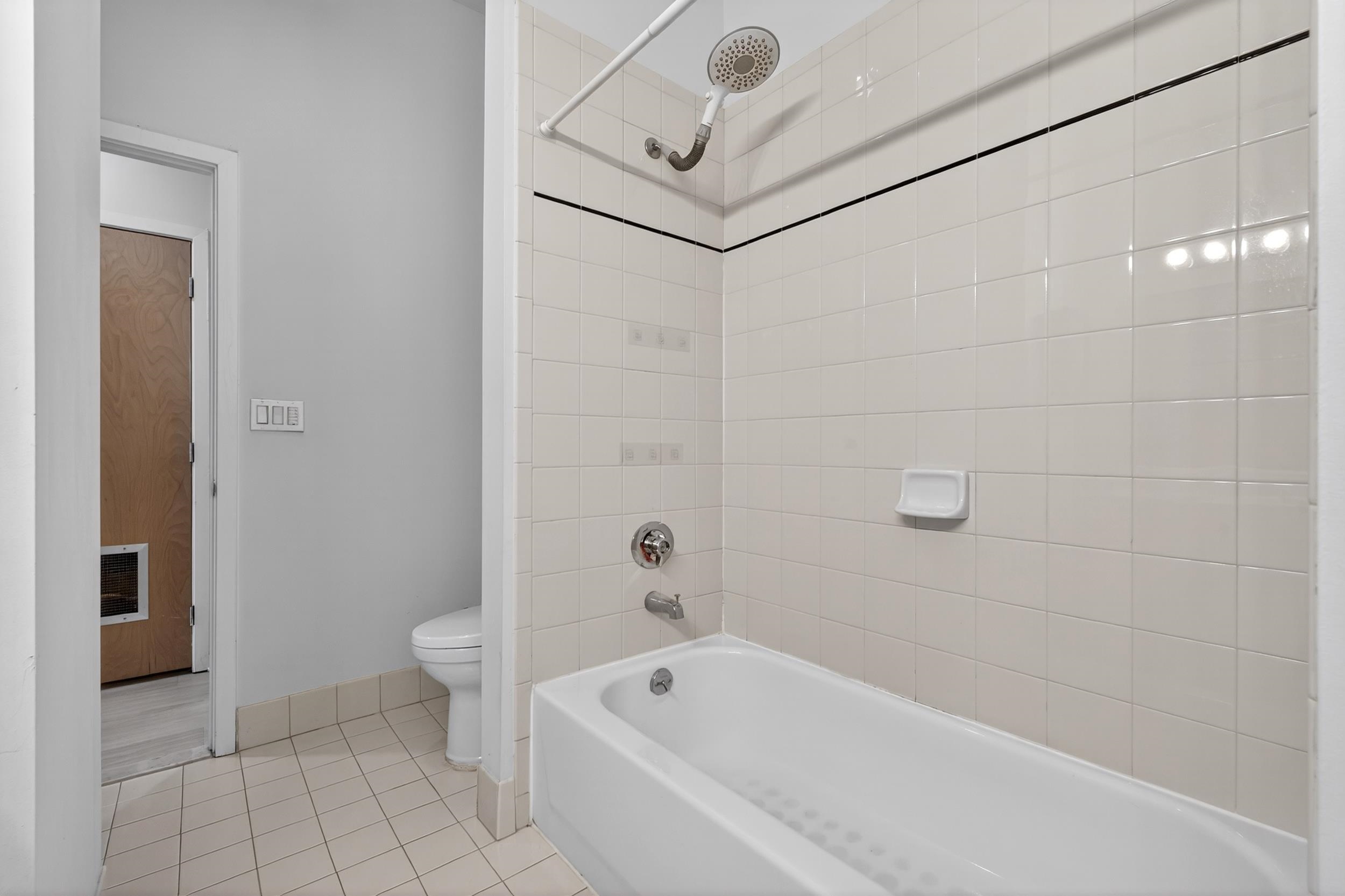 689 LUIS M MARIN BLVD Unit: 906
