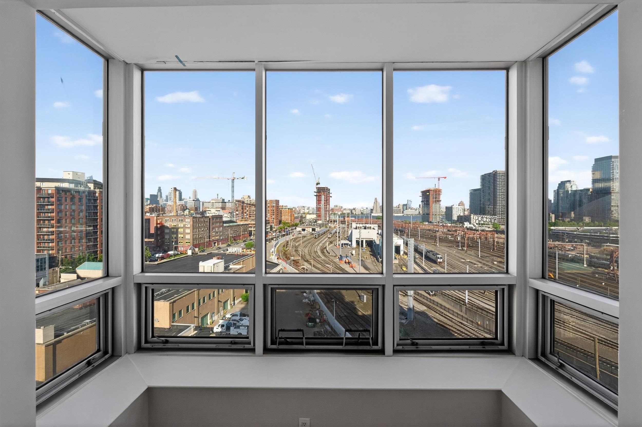 689 LUIS M MARIN BLVD Unit: 906