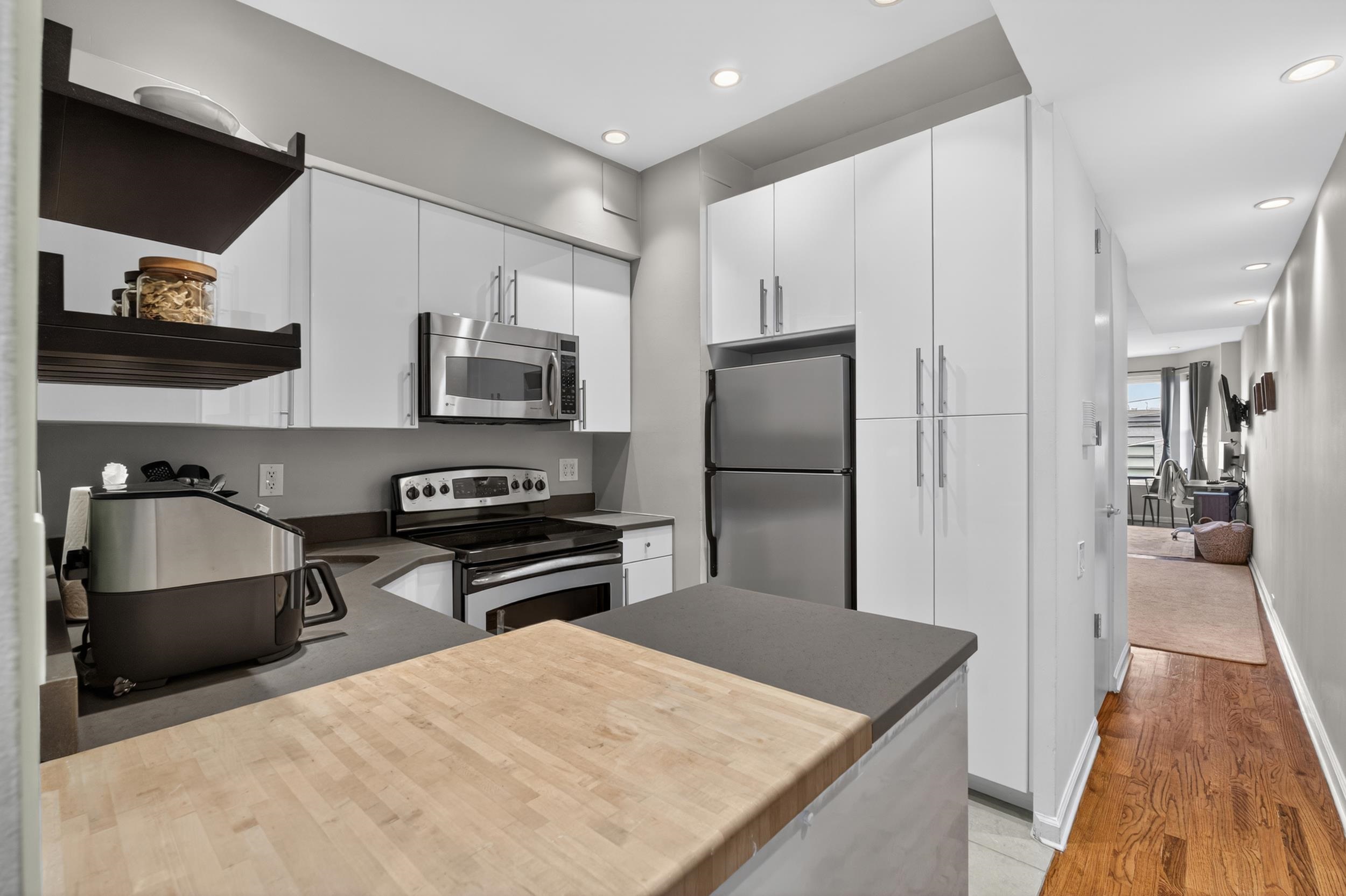 117 BLOOMFIELD ST Unit: 3A