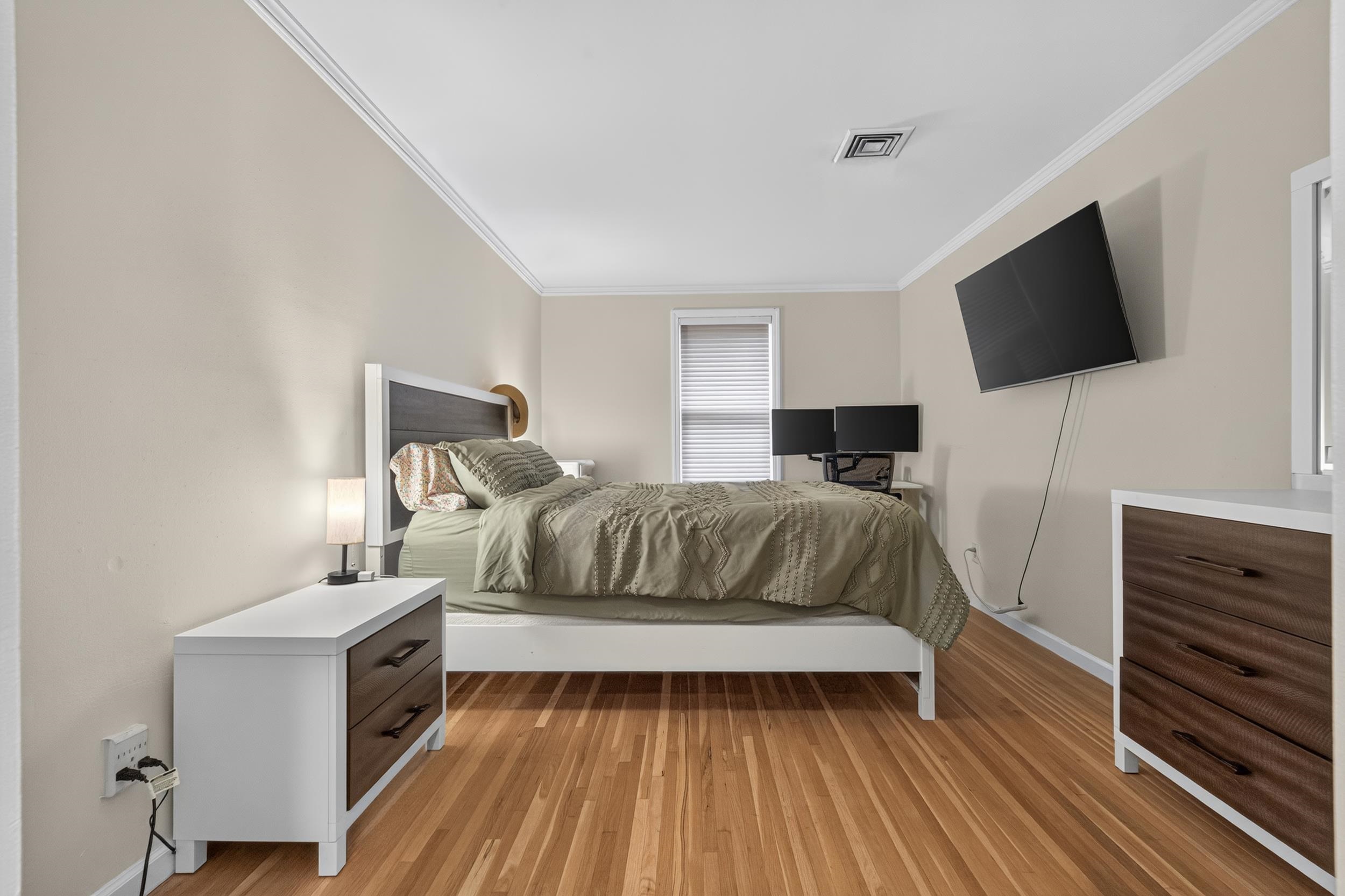 1001 CLINTON ST Unit: 3E