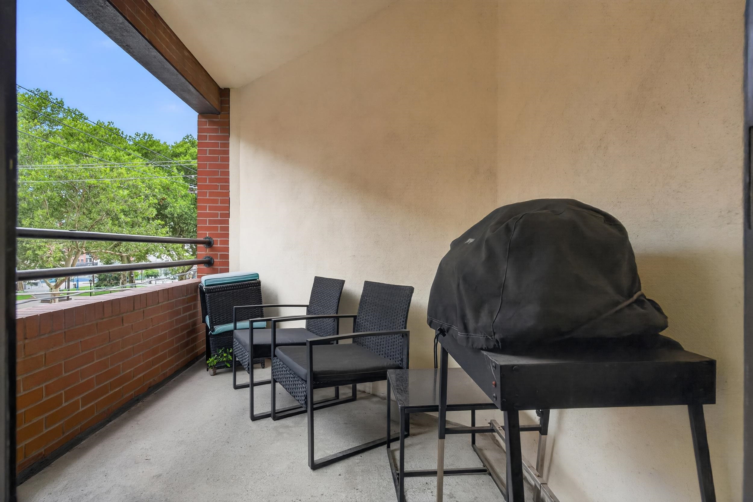 1001 CLINTON ST Unit: 3E