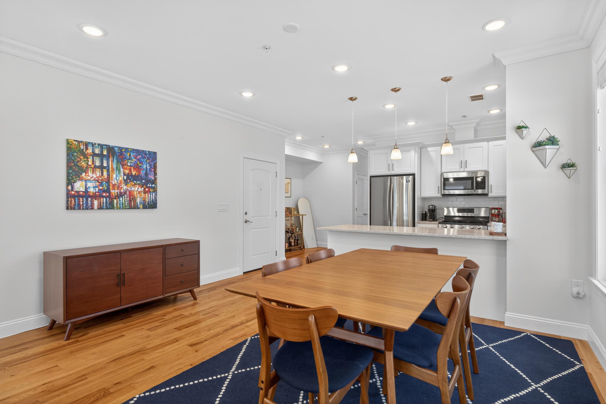 512 4TH ST Unit: 3