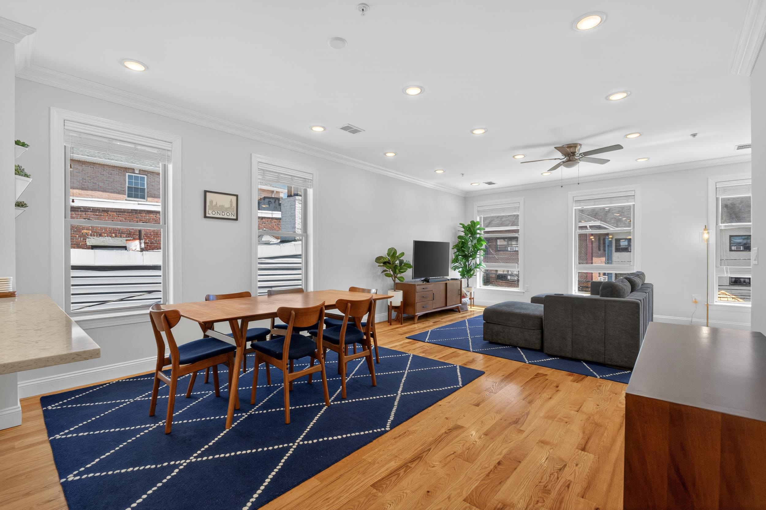 512 4TH ST Unit: 3