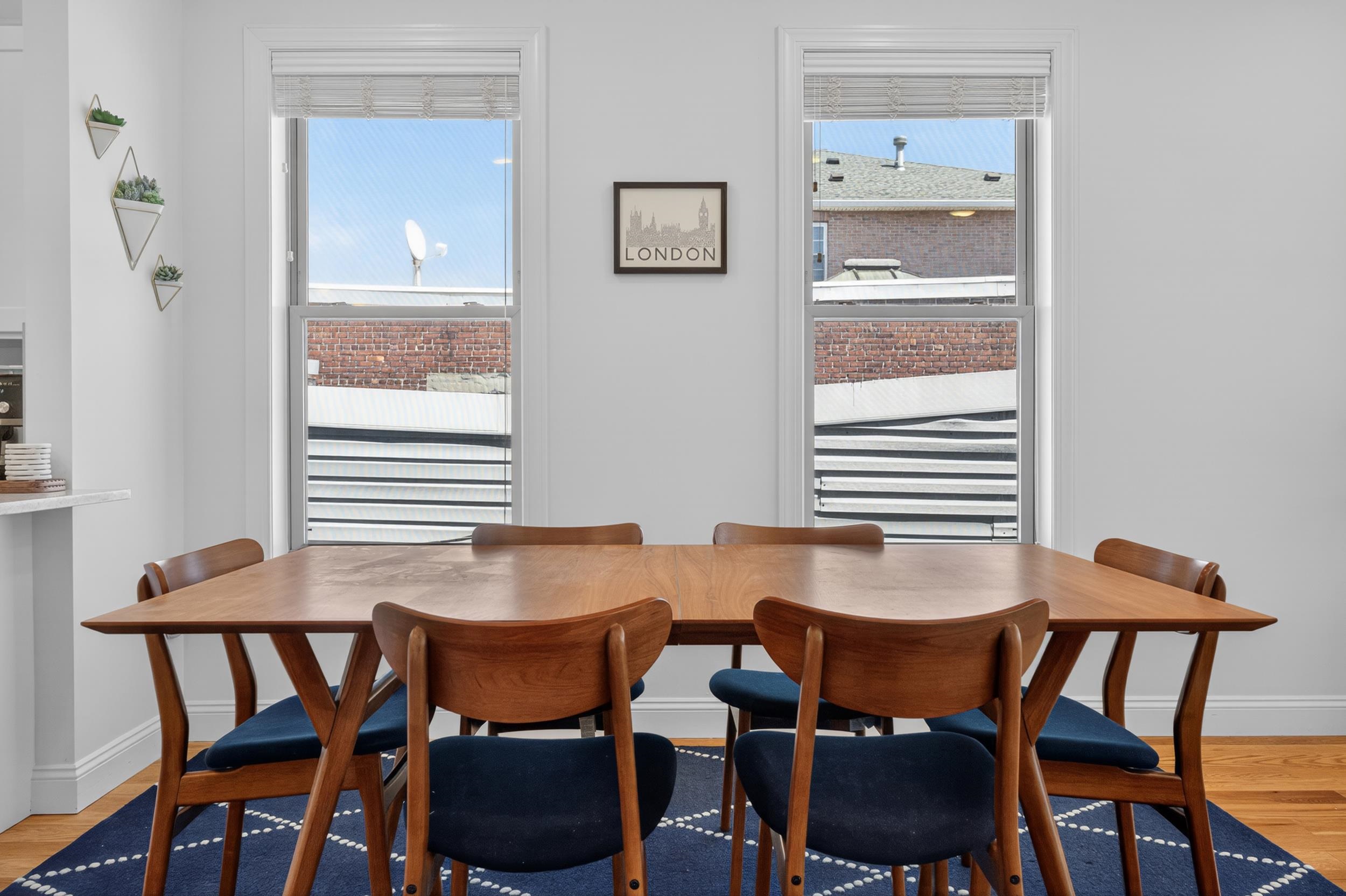 512 4TH ST Unit: 3