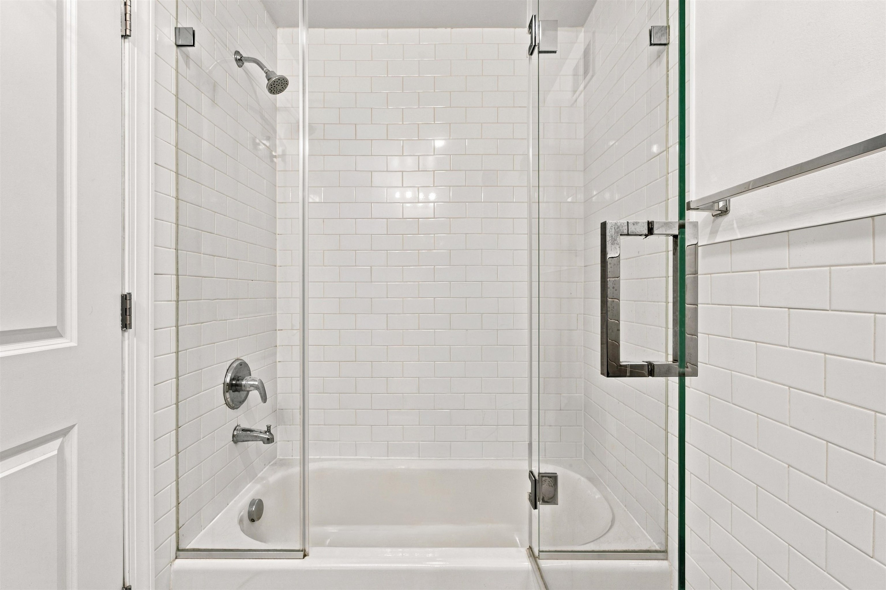 512 4TH ST Unit: 3A