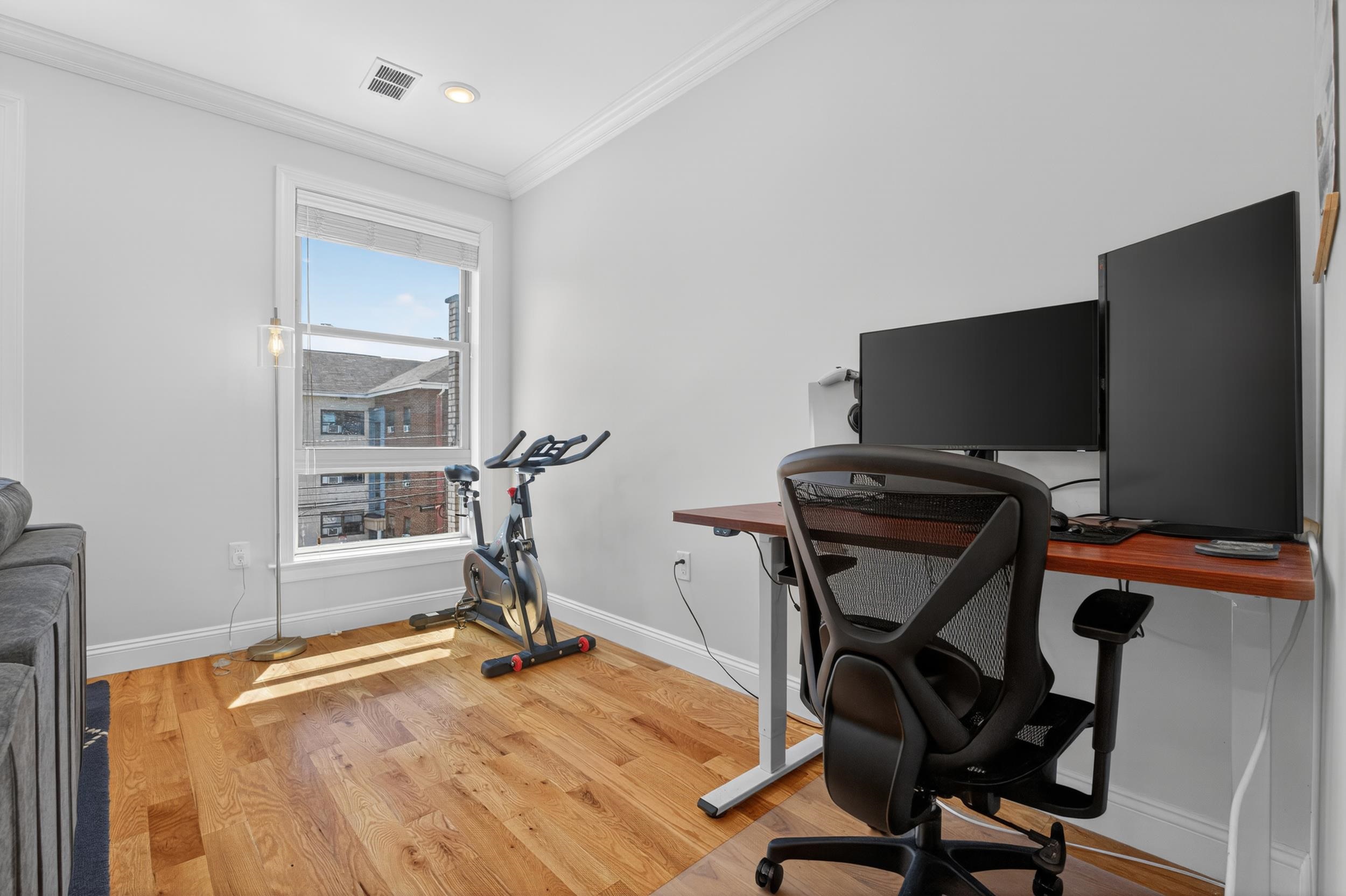 512 4TH ST Unit: 3A