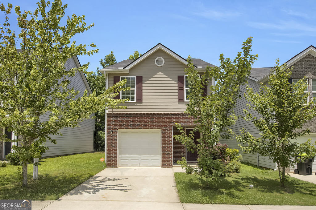 2144 Belmont Circle