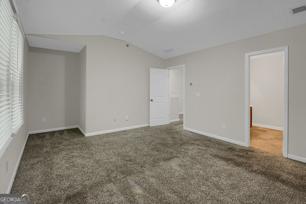 2144 Belmont Circle