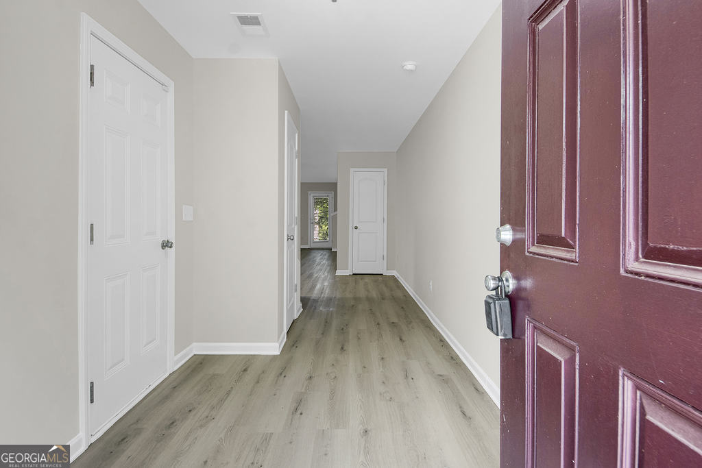 2144 Belmont Circle