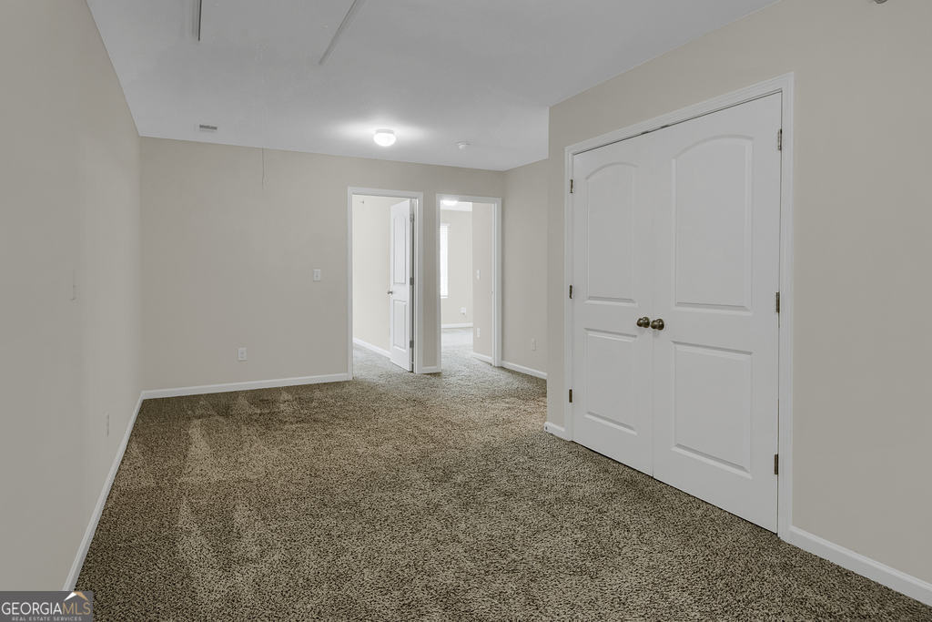 2144 Belmont Circle