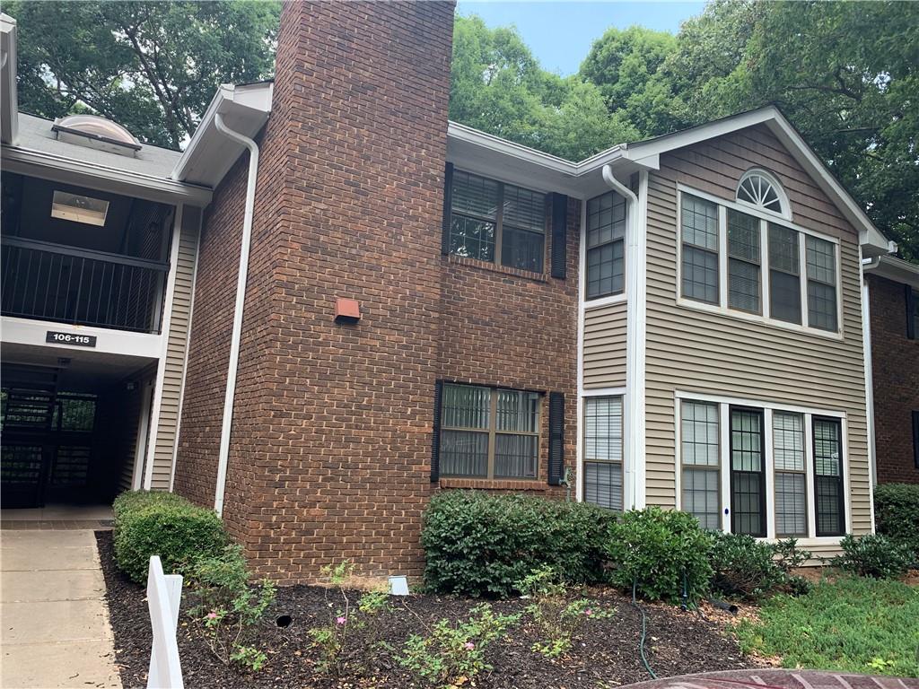 115 Barrington Hills Drive