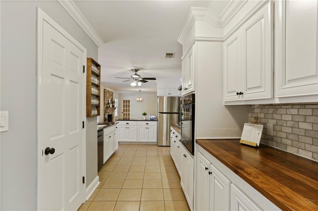 4324 E Kings Point Circle